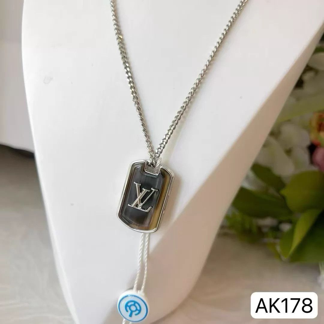 Louis Vuitton Louis Vuitton New Necklace 49-59cm Chain With Dust Bag Size ONE SIZE - 2 Thumbnail