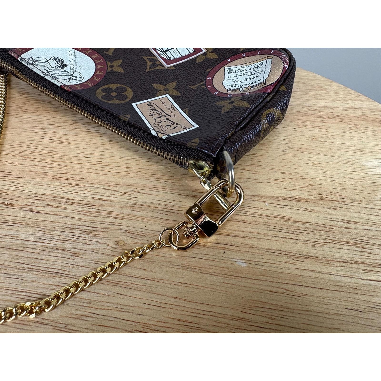 Louis Vuitton Authentic Louis Vuitton Mini Pochette Accessoires Patch Bag Size ONE SIZE - 6 Thumbnail