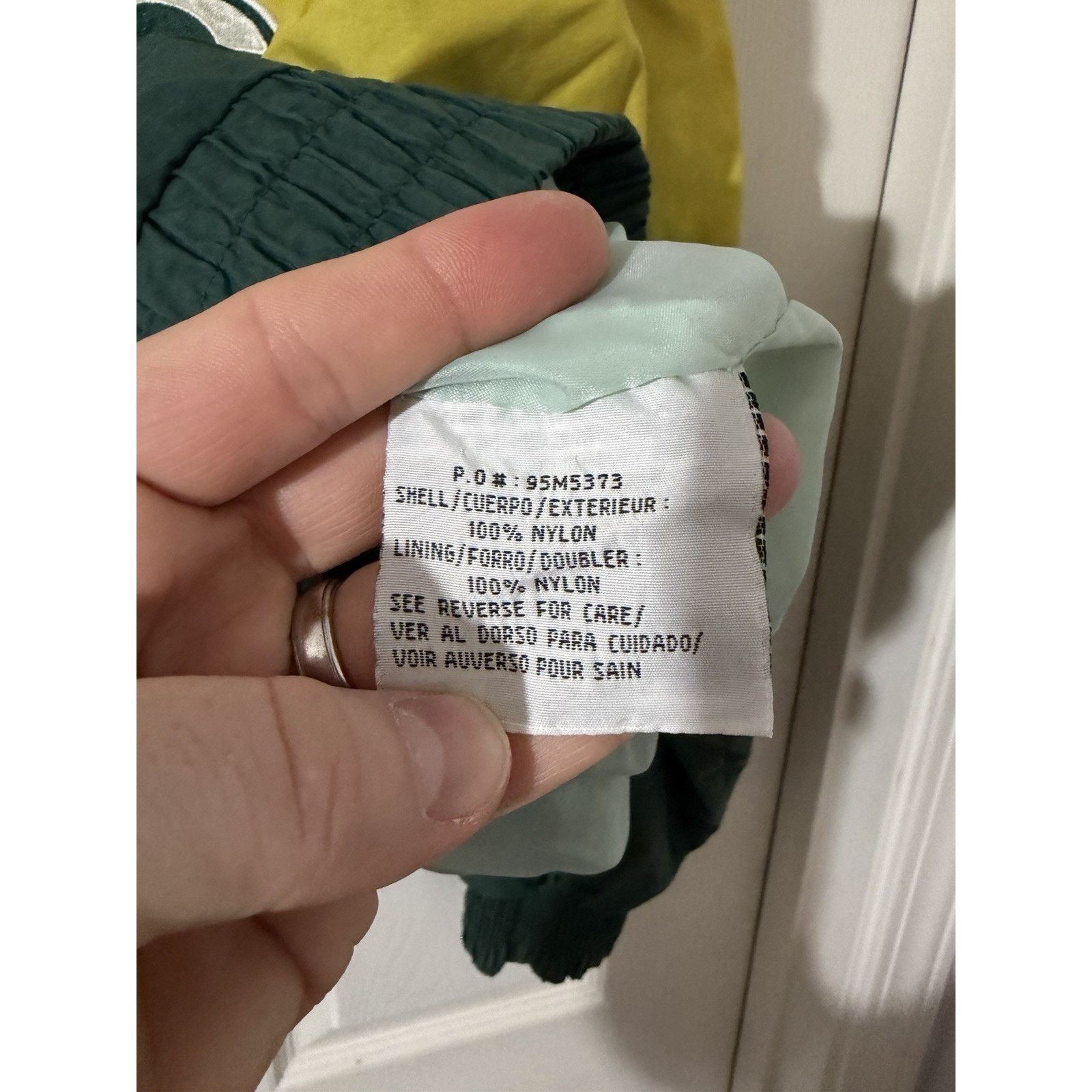 Logo 7 Vintage Logo 7 Green Bay Packers Windbreaker NFL Sz L 90’s Size US L / EU 52-54 / 3 - 5 Thumbnail