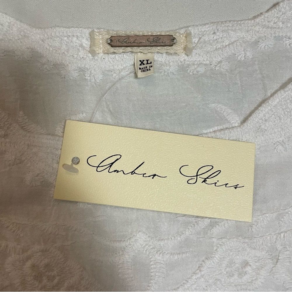 Other NWT New Amber Skies White Embroidered Boho Top Size XL Size XL / US 12-14 / IT 48-50 - 7 Thumbnail