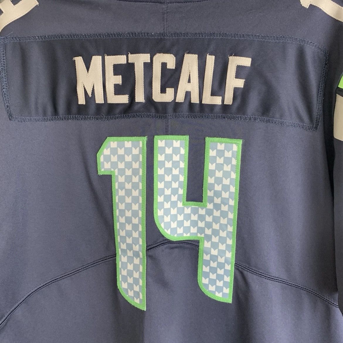 NFL Rare! Metcalf 14 Nike Seattle Seahawks DK NFL Jersey 90s Size US L / EU 52-54 / 3 - 17 Thumbnail