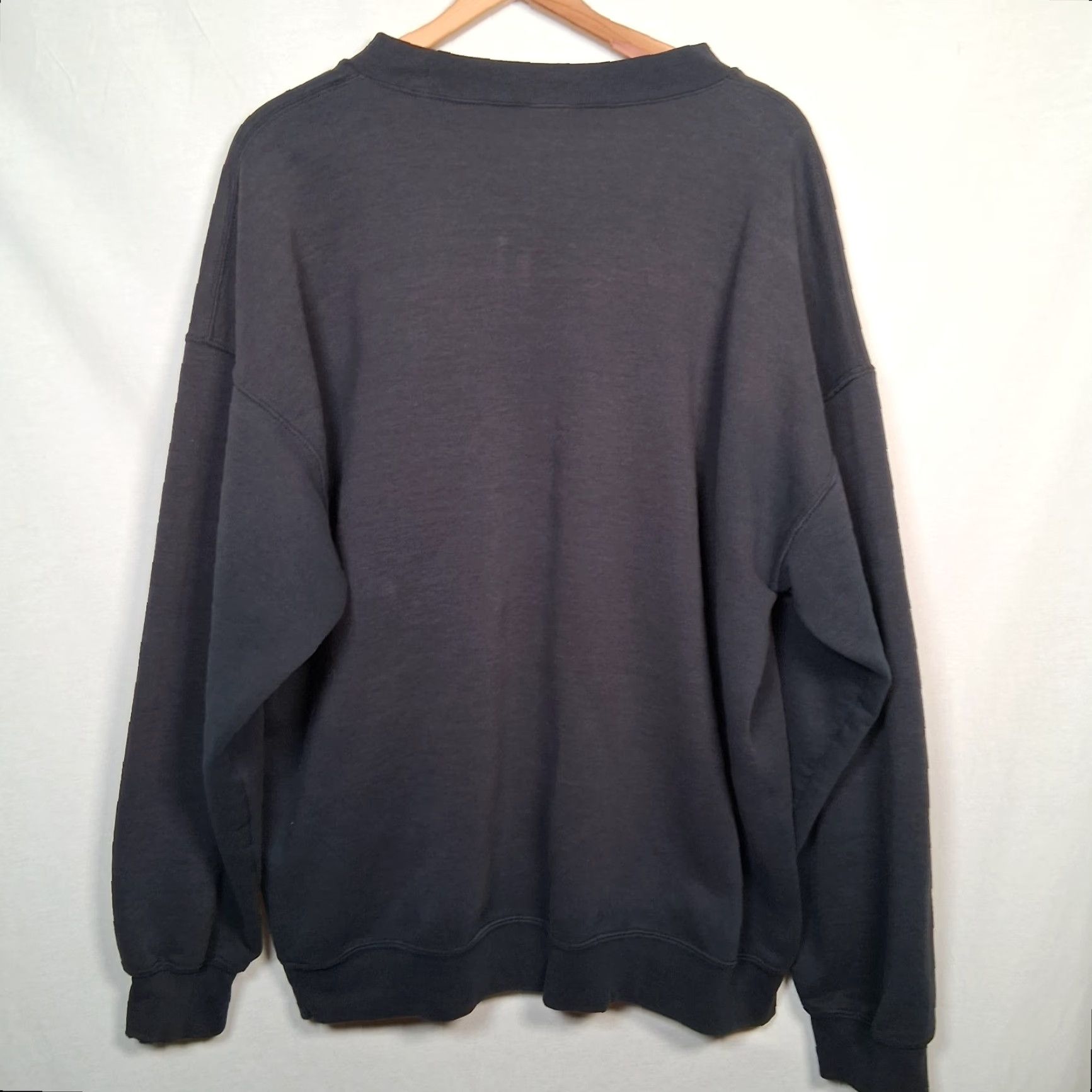 Gildan VINTAGE Coca Cola Sweatshirt XL Crewneck Distressed Embroidered Gildan Ultra Blend Black Size US XL / EU 56 / 4 - 3 Thumbnail