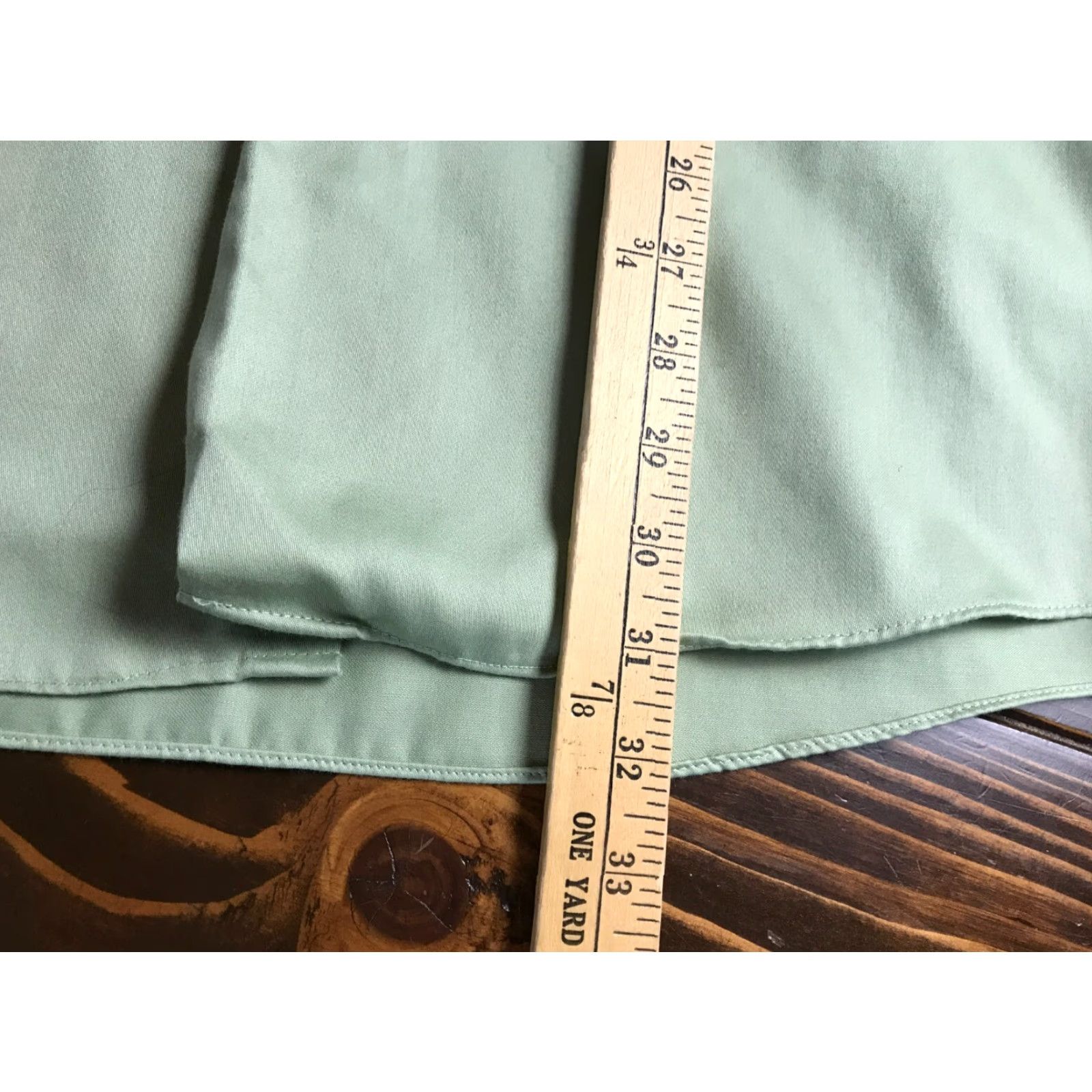 Geoffrey Beene Geoffrey Beene Shirt Men's Large 16 32/33 Green Sateen Button-Down Casual Size US L / EU 52-54 / 3 - 4 Thumbnail