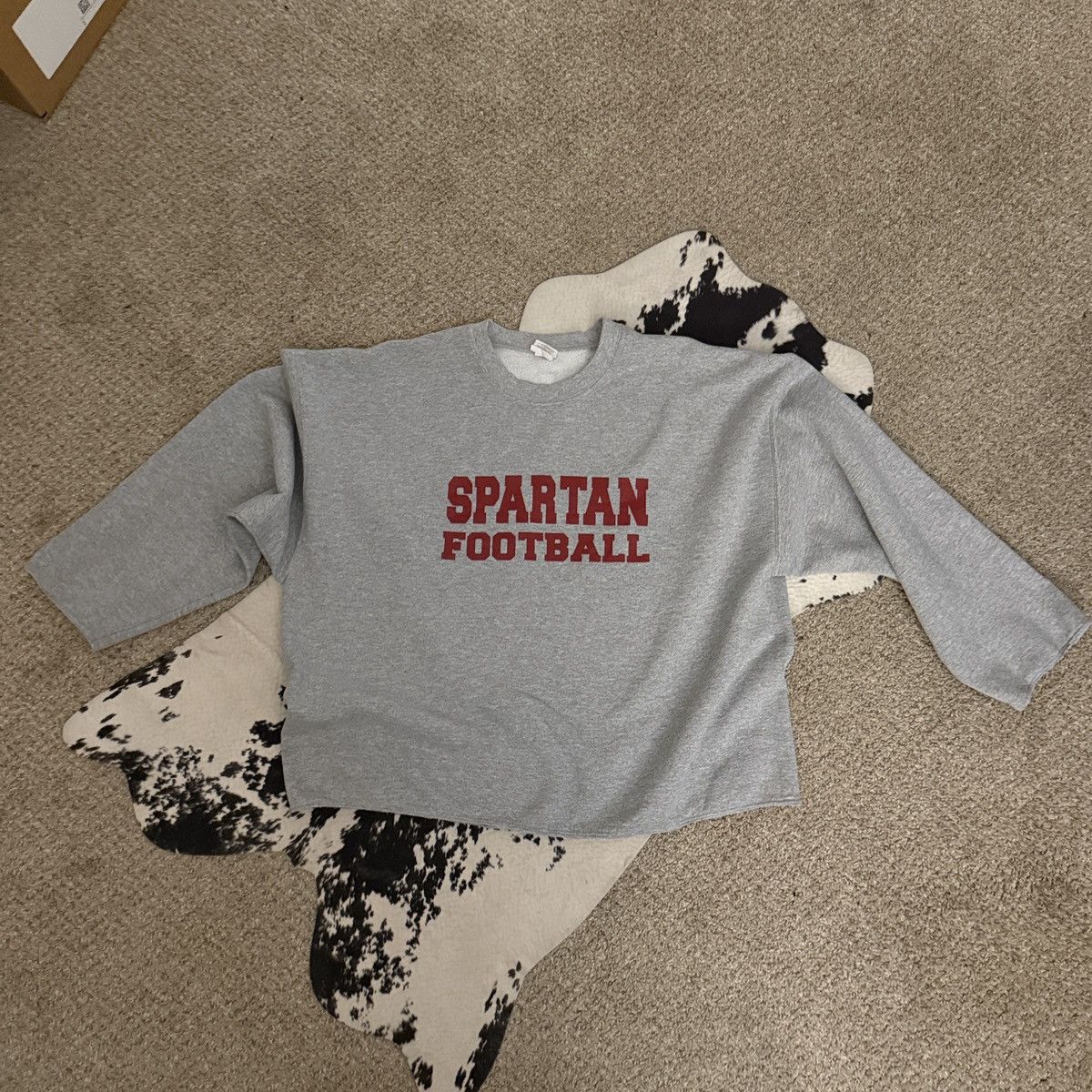 Gildan Grey sweatshirt Size US XXL / EU 58 / 5 - 1 Thumbnail