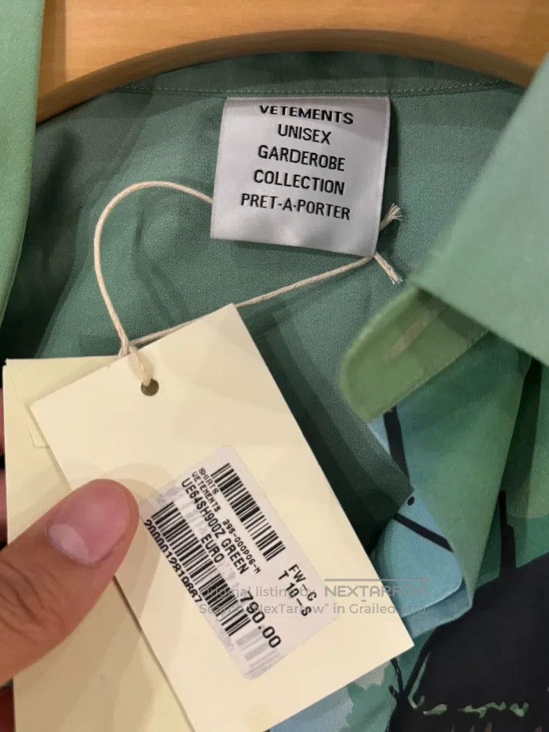 Vetements Vetements Comic Shirt Size US S / EU 44-46 / 1 - 4 Thumbnail