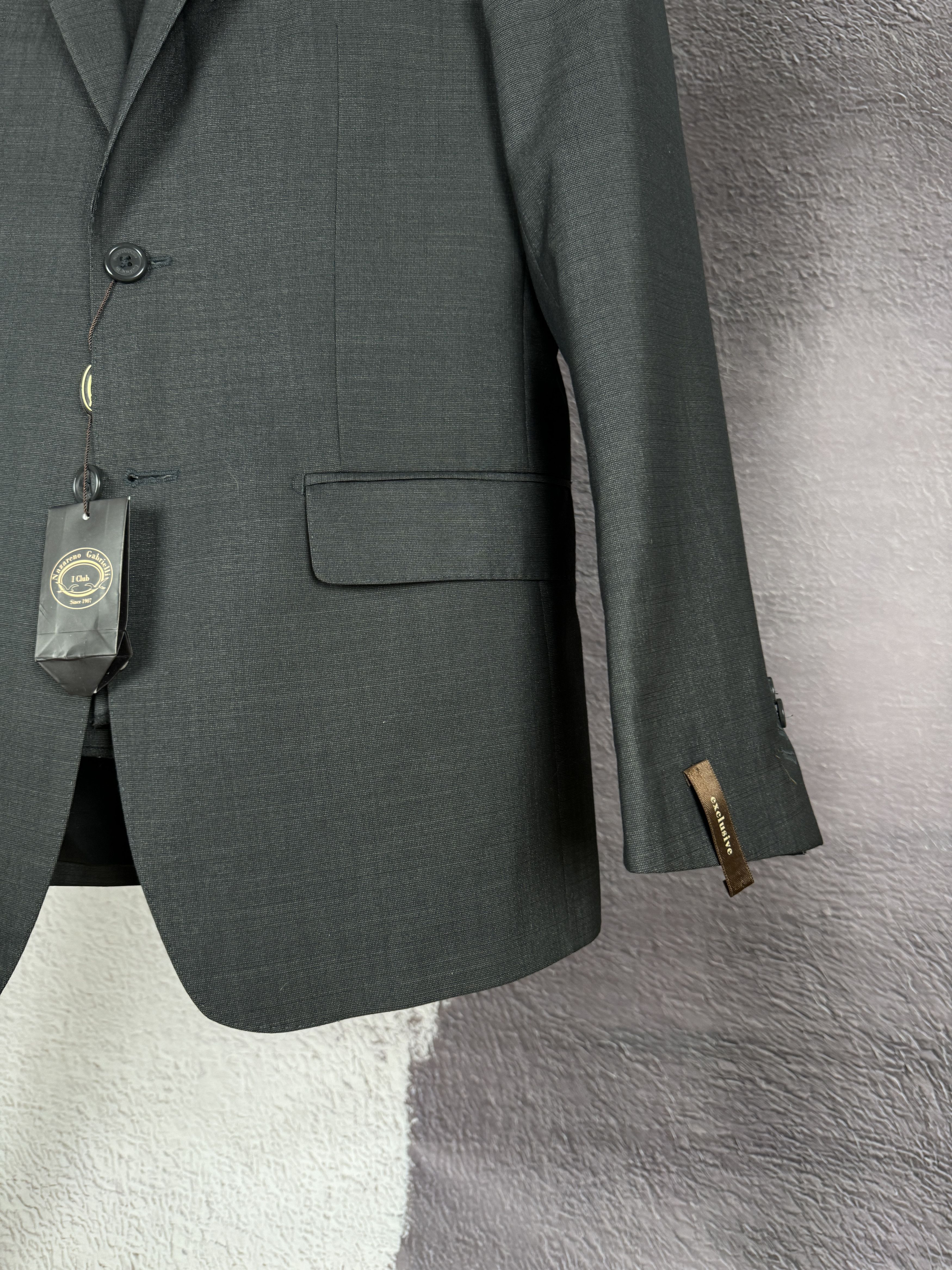 Nazareno Gabrielli BNWT Nazareno Gabrielli 2 pcs Panda grey 2 button wool suit Size 38R - 6 Thumbnail