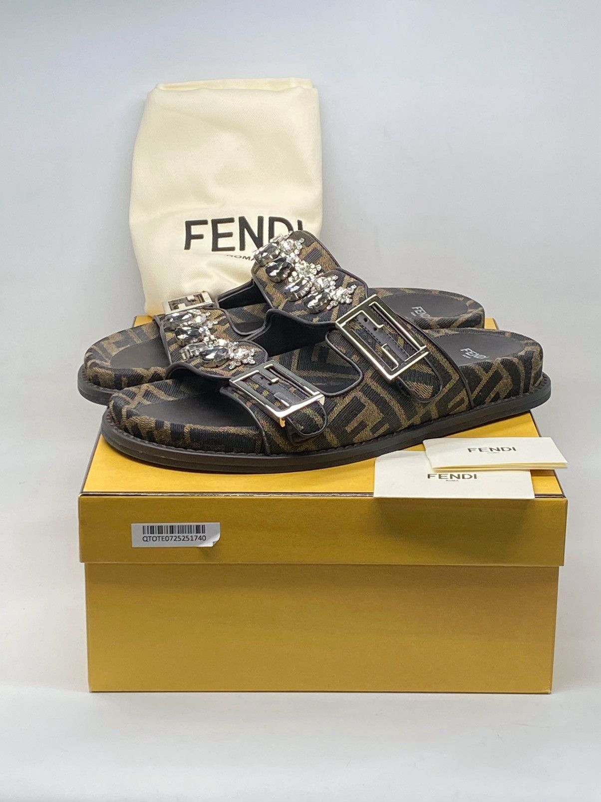 Fendi Fendi Feel Jewel Buckle Slide Sandals size 38 Size US 8 / IT 38 - 11 Thumbnail
