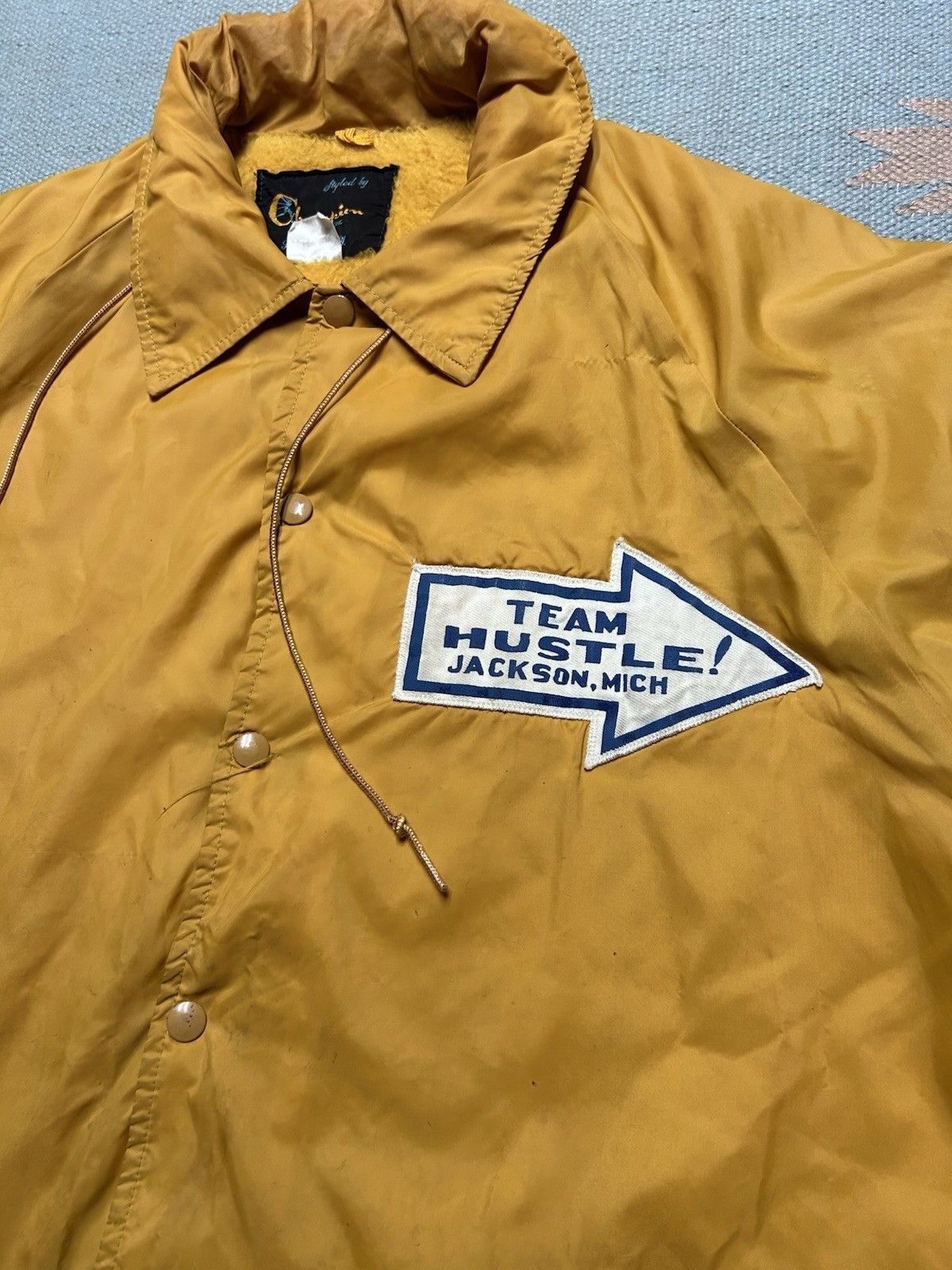Vintage VTG 60s champion running man nylon jacket budweiser patch XL Size US XL / EU 56 / 4 - 15 Thumbnail