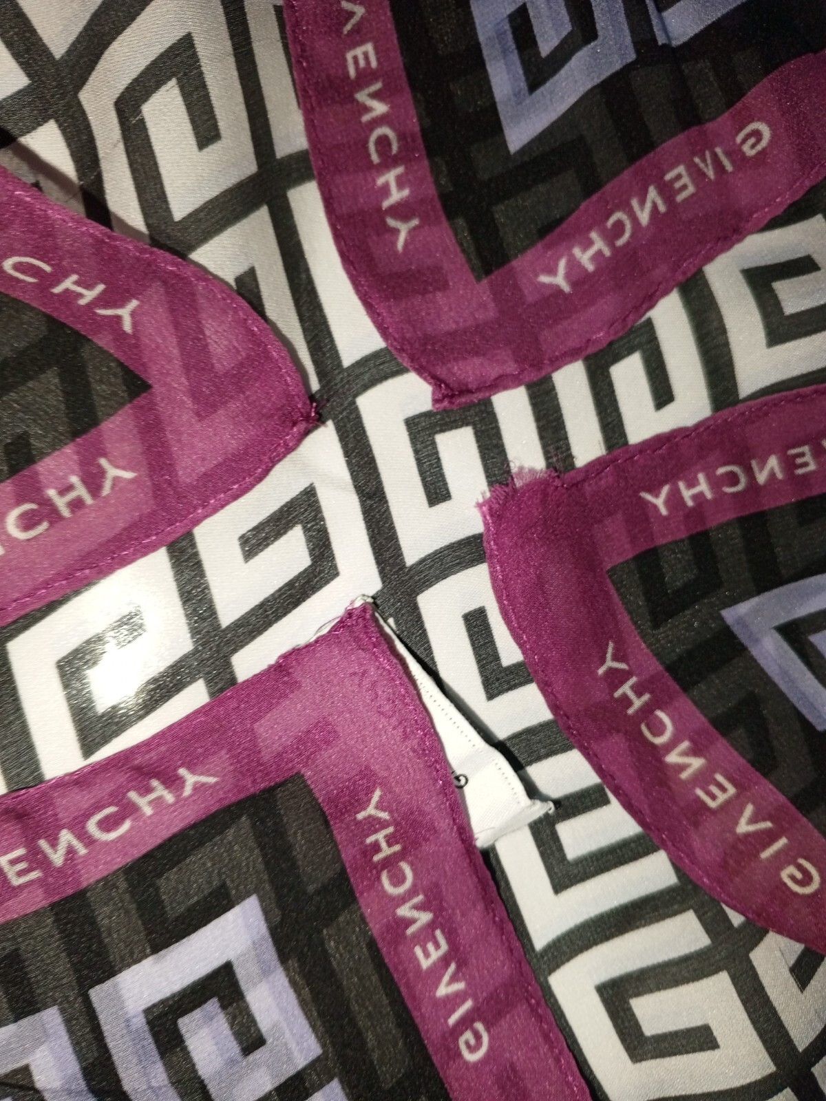 Givenchy GIVENCHY PARIS Large GG Iconic Monogram Vintage Silk Scarf Size ONE SIZE - 11 Thumbnail