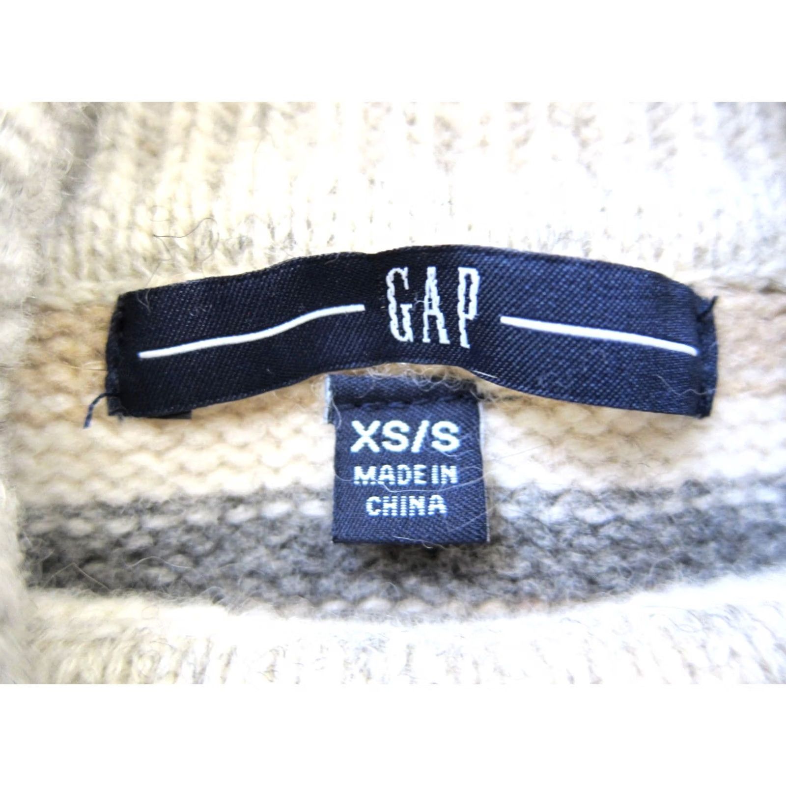 Gap GAP XS/S Turtleneck Poncho Sweater Pockets Striped 100% Lambs Wool Gray Cream Size XS / US 0-2 / IT 36-38 - 3 Thumbnail