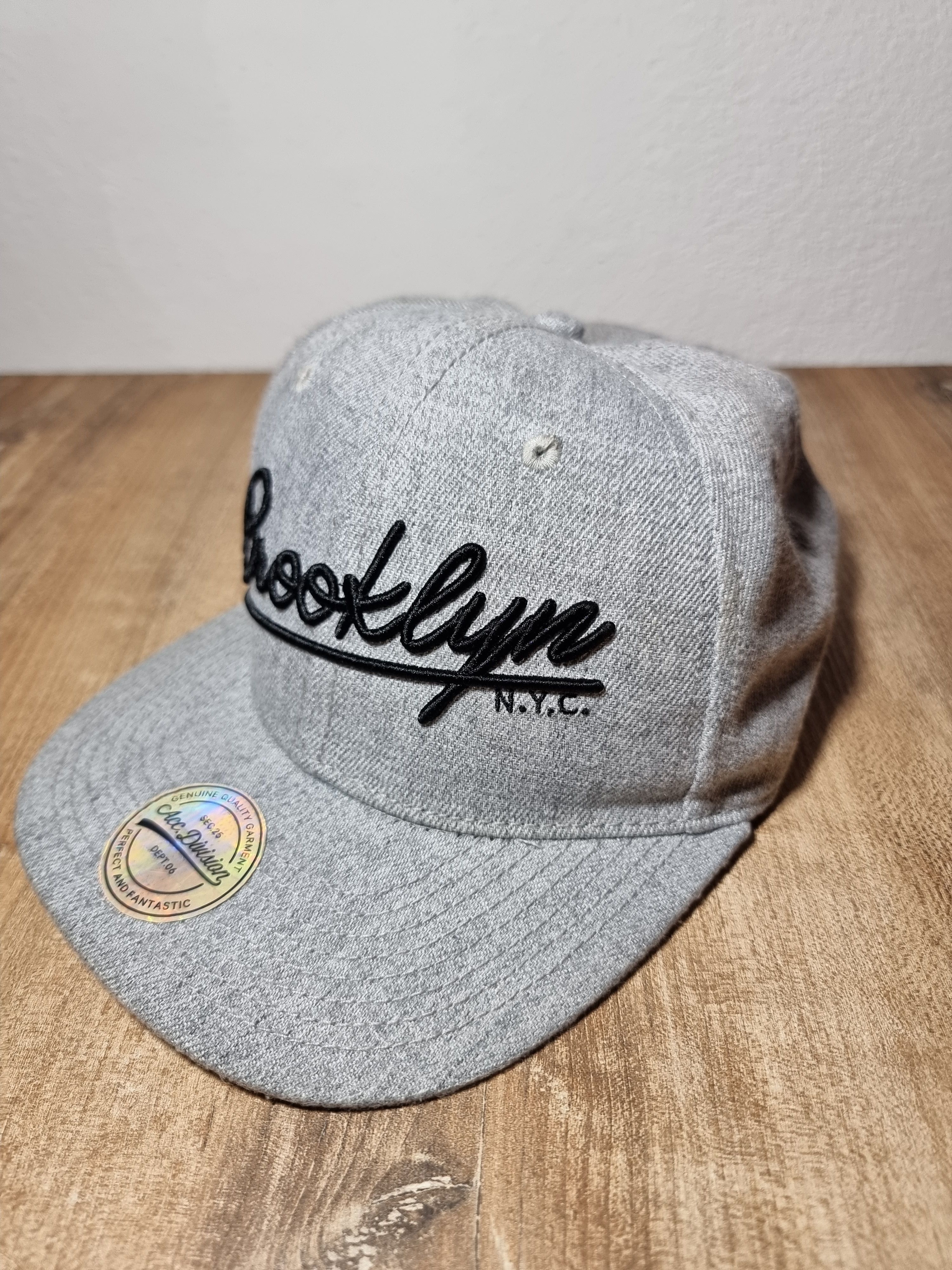 H&M H&M "Brooklyn NYC" Cap Size ONE SIZE - 1 Thumbnail