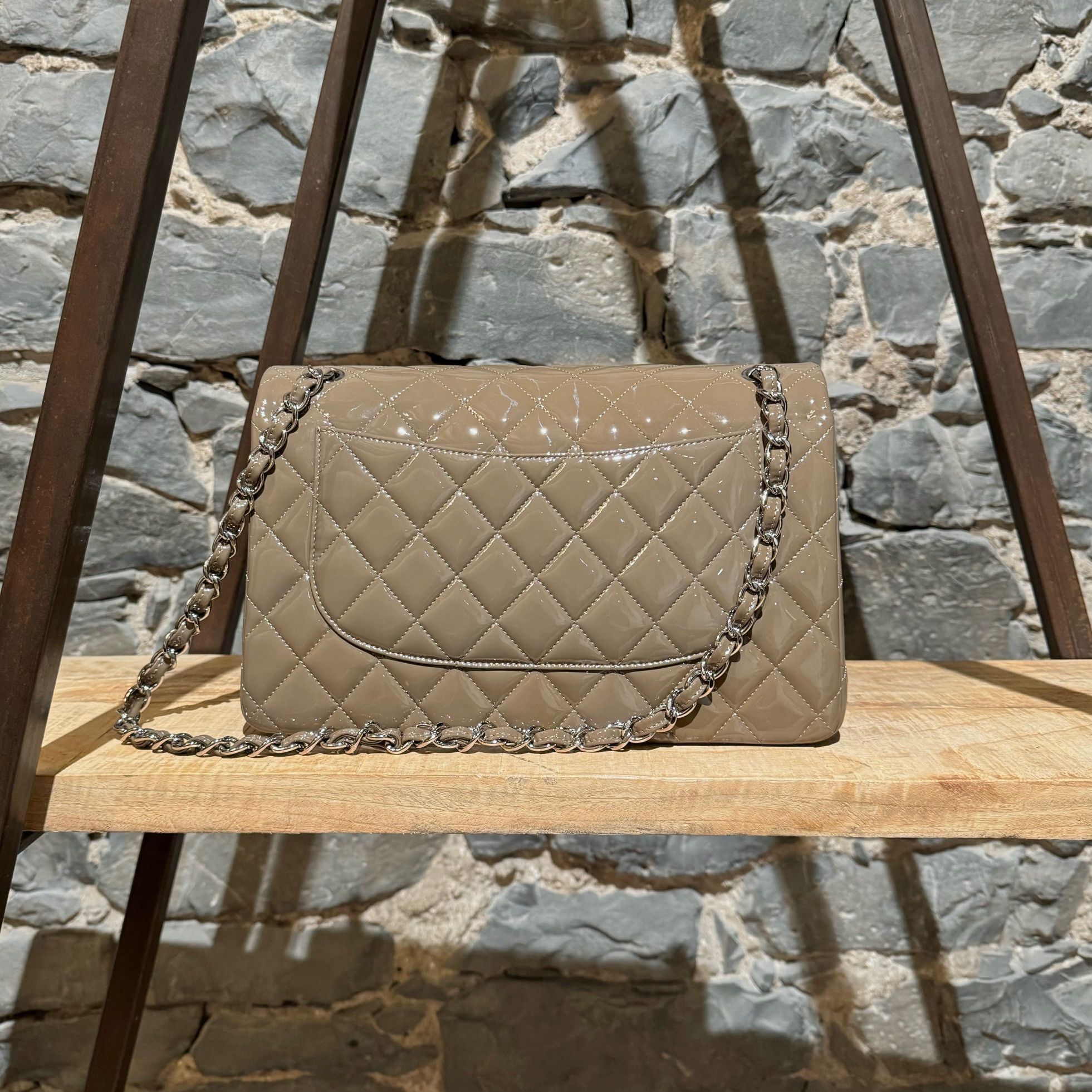 Chanel Chanel Jumbo Double Flap Taupe Patent Leather Classic Bag Size ONE SIZE - 5 Thumbnail