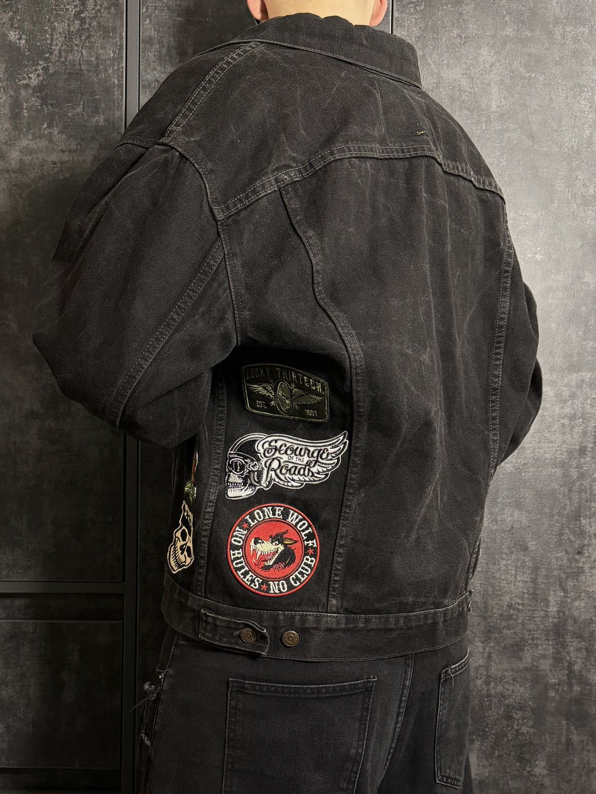 Levi's Vinatge 80s Levis Patched Washed Denim Jacket Acne Hedi Raf Size US L / EU 52-54 / 3 - 3 Thumbnail
