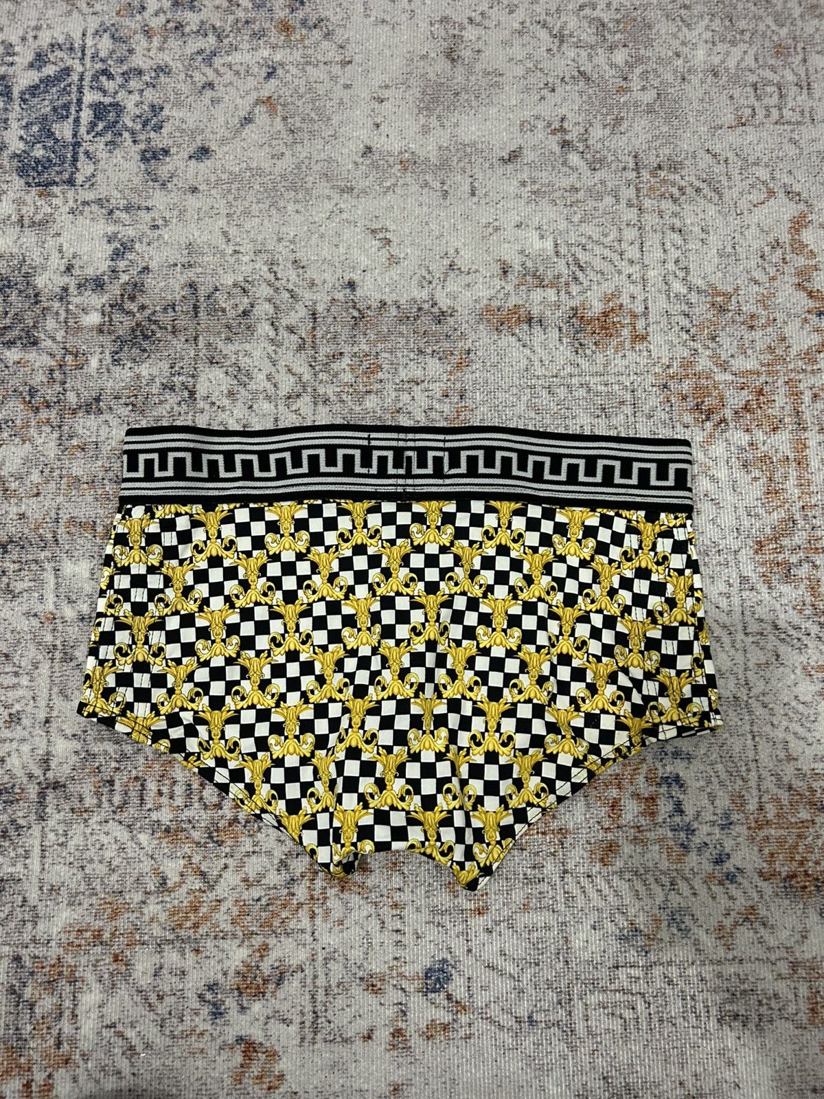 Versace × Vintage Vintage Versace Classic V2 Barocco Cheaker Print Size 30 - 3 Thumbnail