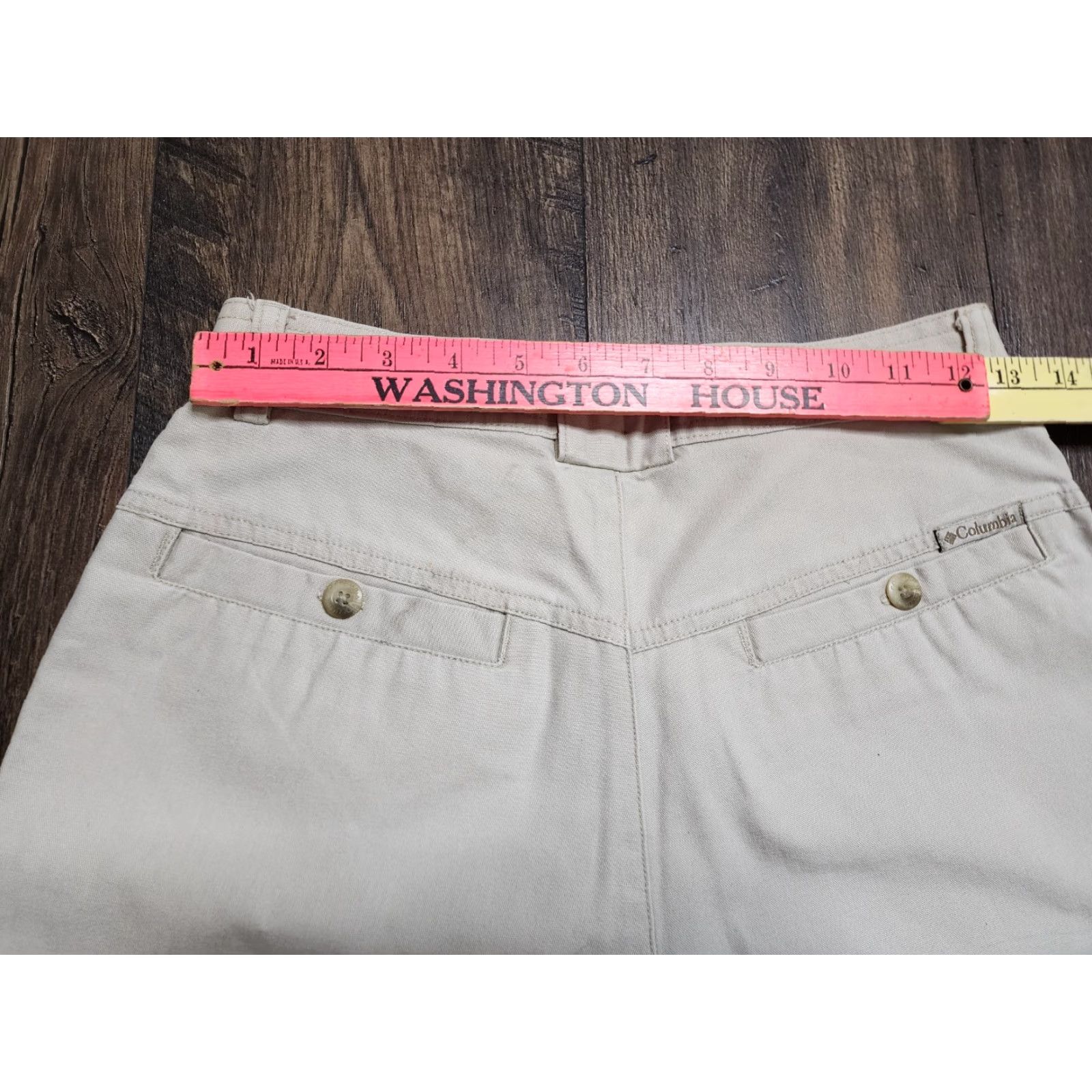 Vintage VINTAGE Columbia 90s Womens Hiking Shorts High Rise Utility 8 Beige Distressed Size 30" / US 8 / IT 44 - 4 Thumbnail