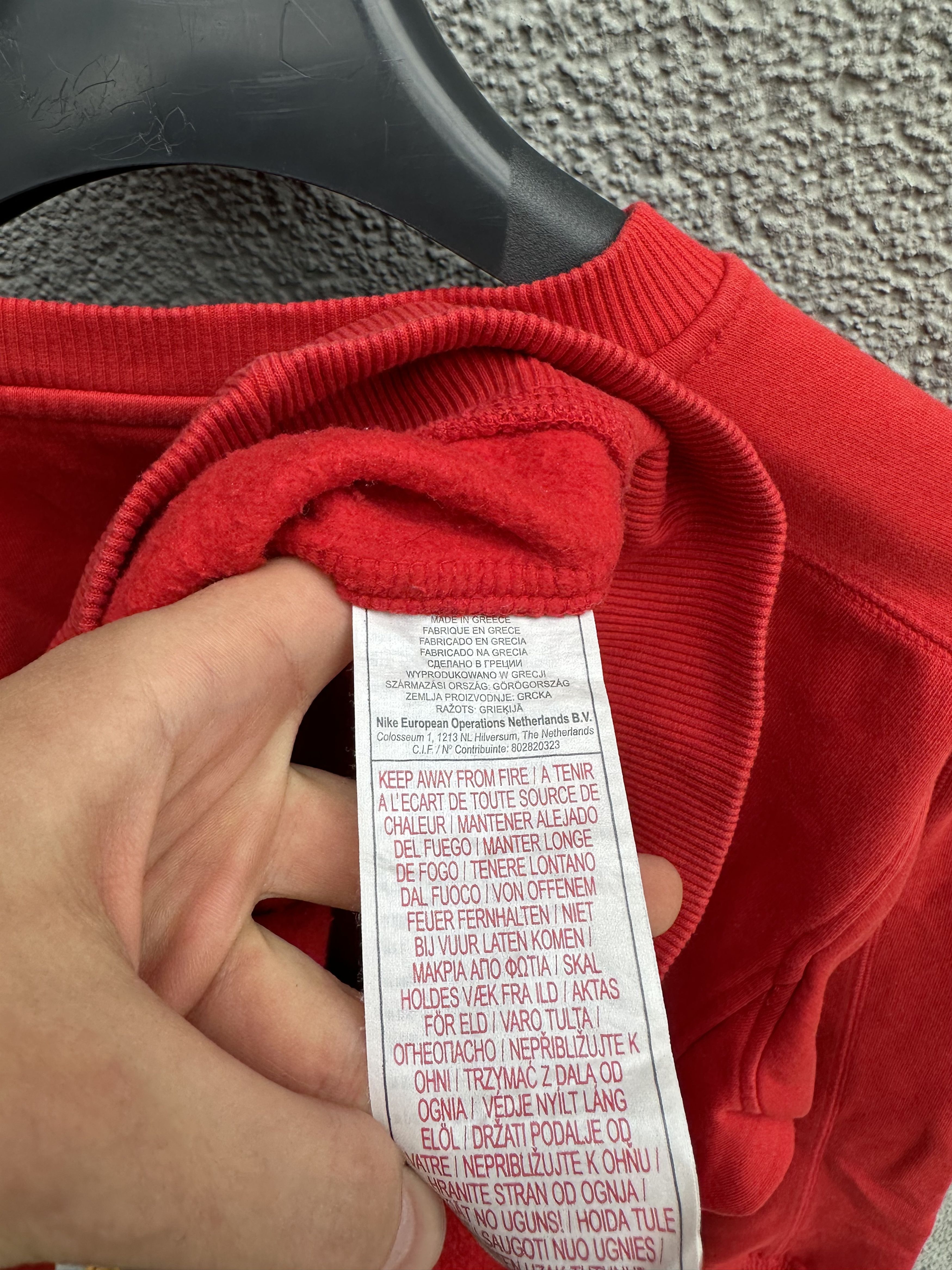 Nike × Vintage Vintage Nike Sweatshirt Big Logo Swoosh Y2K Red L Size US L / EU 52-54 / 3 - 3 Thumbnail