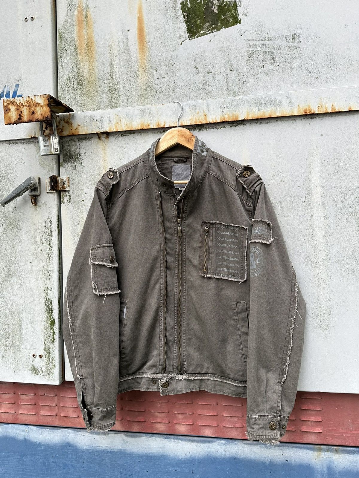 Dolce & Gabbana 👹Vintage Dolce & Gabbana VICTORYI Distressed Detroit Jacket Size US M / EU 48-50 / 2 - 1 Thumbnail