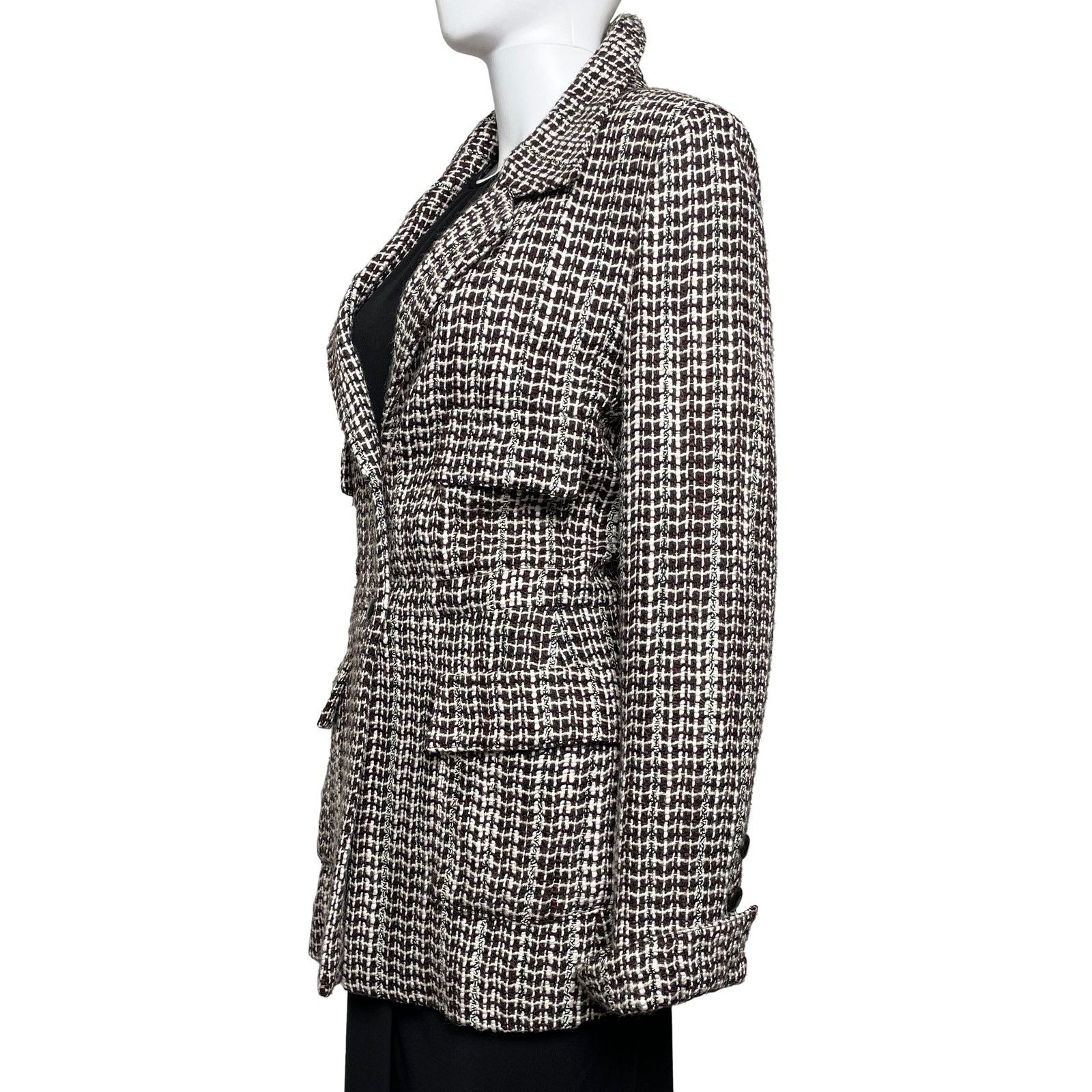 Chanel Brown Tweed Jacket Size S / US 4 / IT 40 - 3 Thumbnail