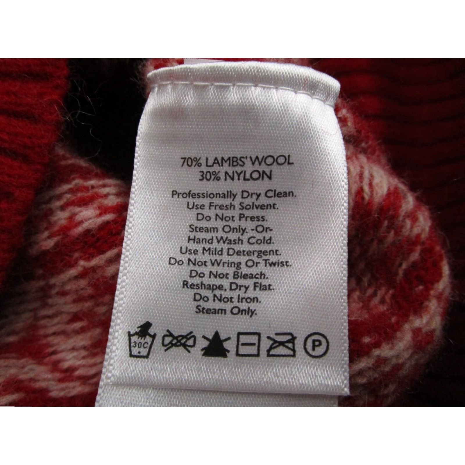 Eddie Bauer Eddie Bauer Cardigan Women Small Red Fair Isle Knit Sweater - Button Up Lambswool Blend V-Neck Pockets All Seasons Casual/Workwear Size S / US 4 / IT 40 - 3 Thumbnail