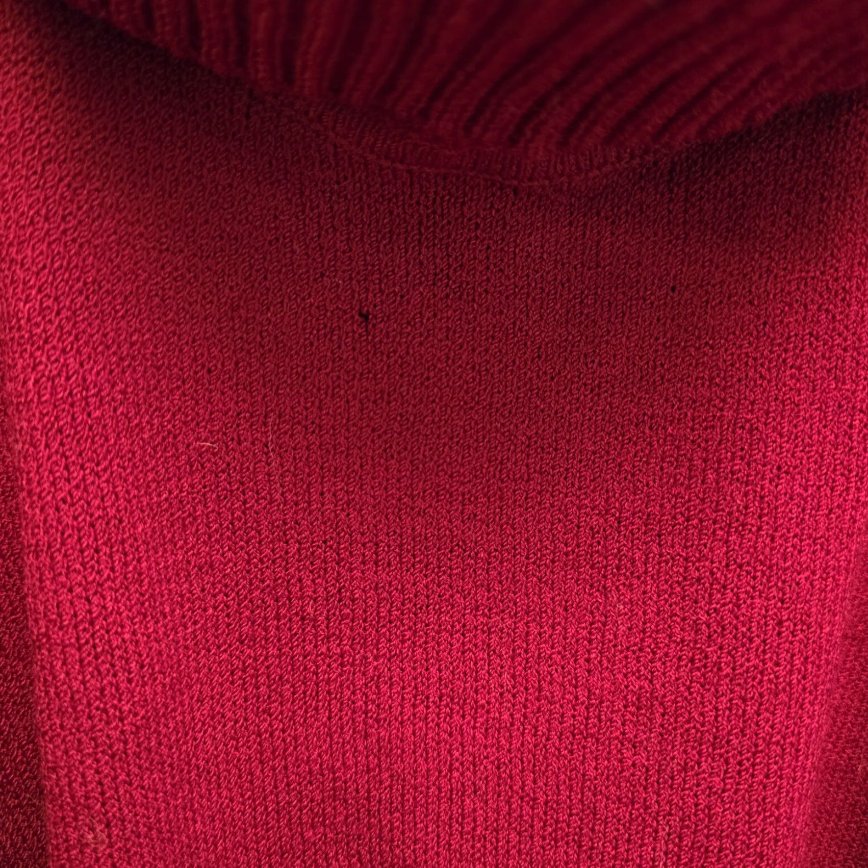 St. John St. John Sport Sweater Knit Cranberry Red Wool Cowl Collar Medium Women Size M / US 6-8 / IT 42-44 - 2 Thumbnail