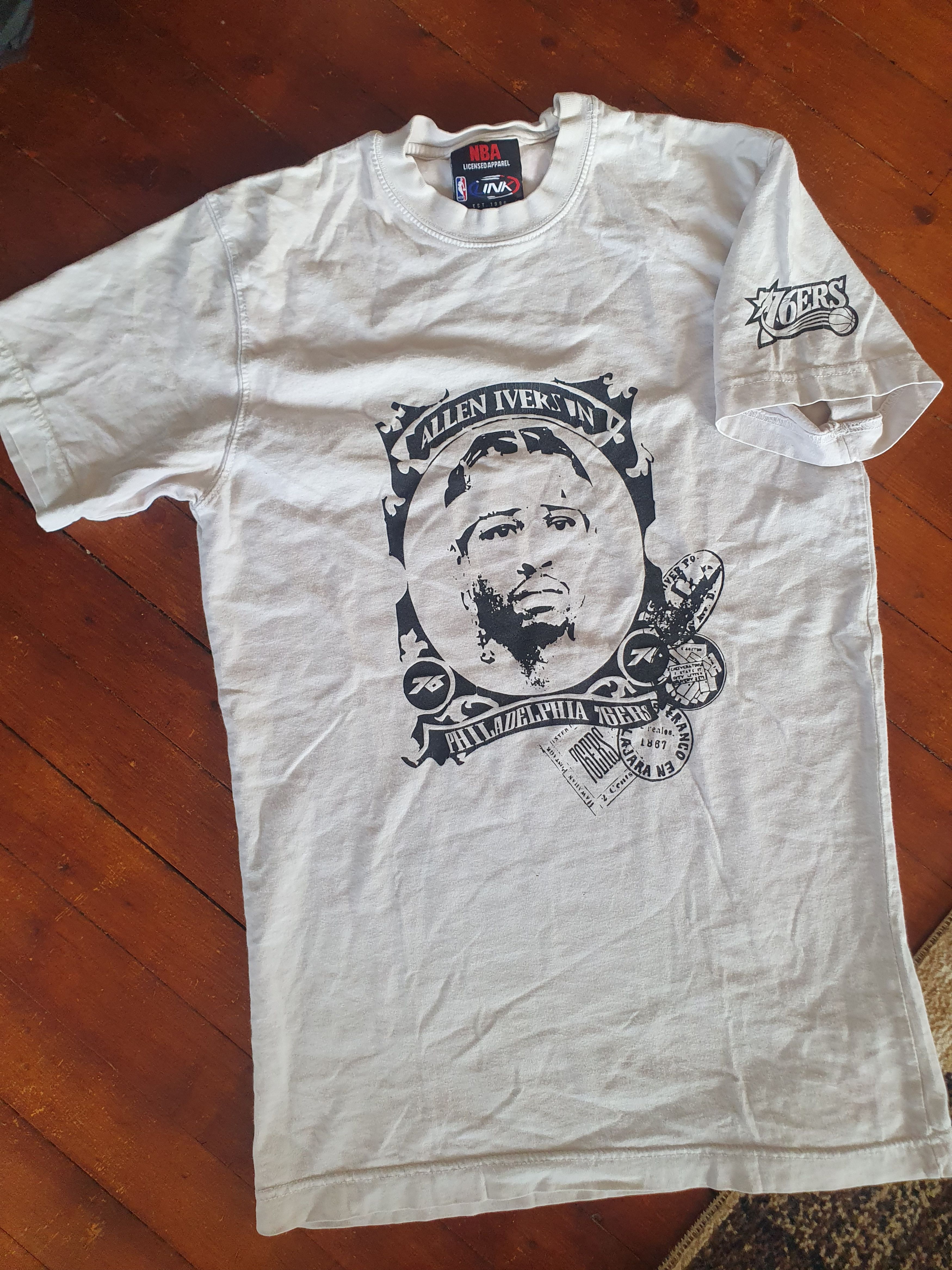 NBA Alan Iverson NBA Philadelphia 76ers UNK t-shirt sz M Size US M / EU 48-50 / 2 - 5 Thumbnail