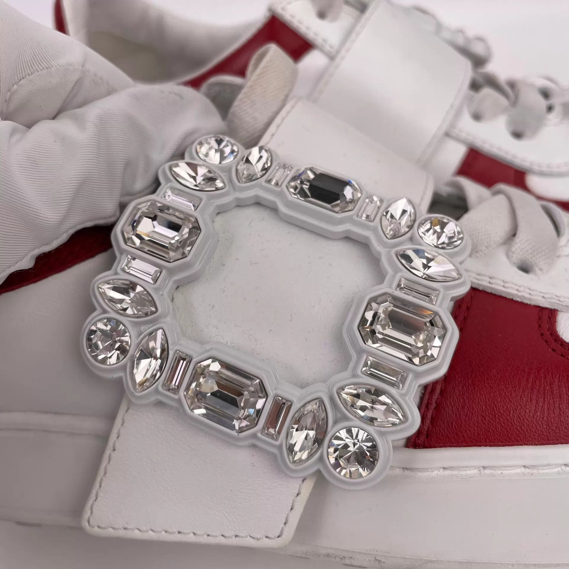 Roger Vivier RV Crystal Buckle Low-Top Sneakers White Red 39.5 Size US 9 / IT 39 - 8 Thumbnail