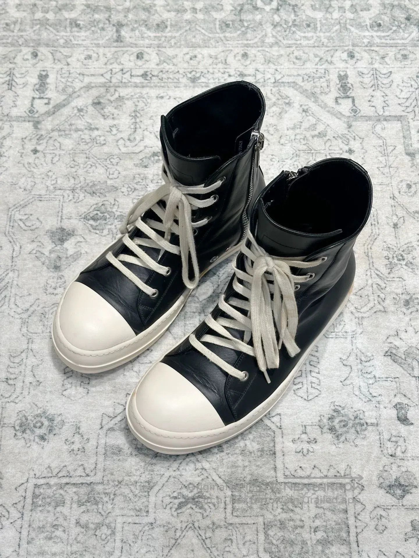 Rick Owens Rick Owens x Converse Leather High-Top. Size US 7 / EU 40 - 2 Thumbnail
