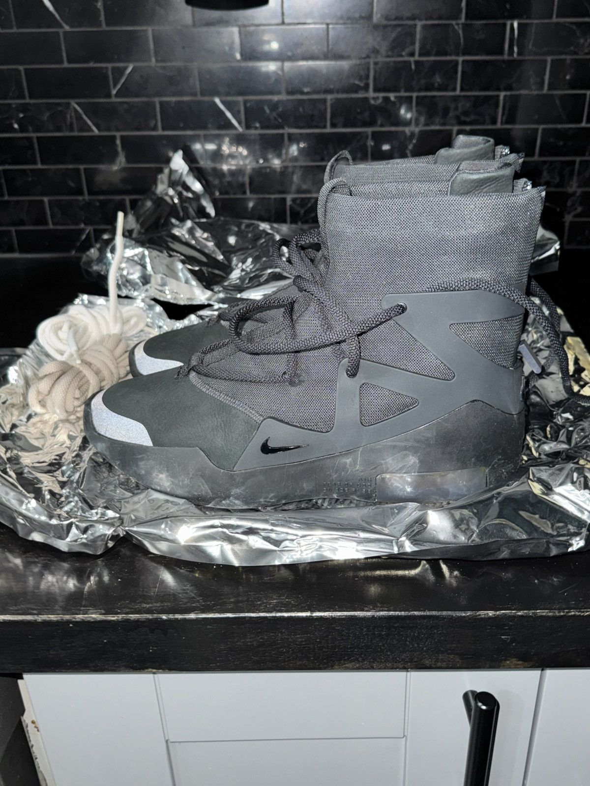 Fear of God × Nike NIKE AIR FEAR OF GOD 1 TRIPLE BLACK Size US 8 / EU 41 - 3 Thumbnail