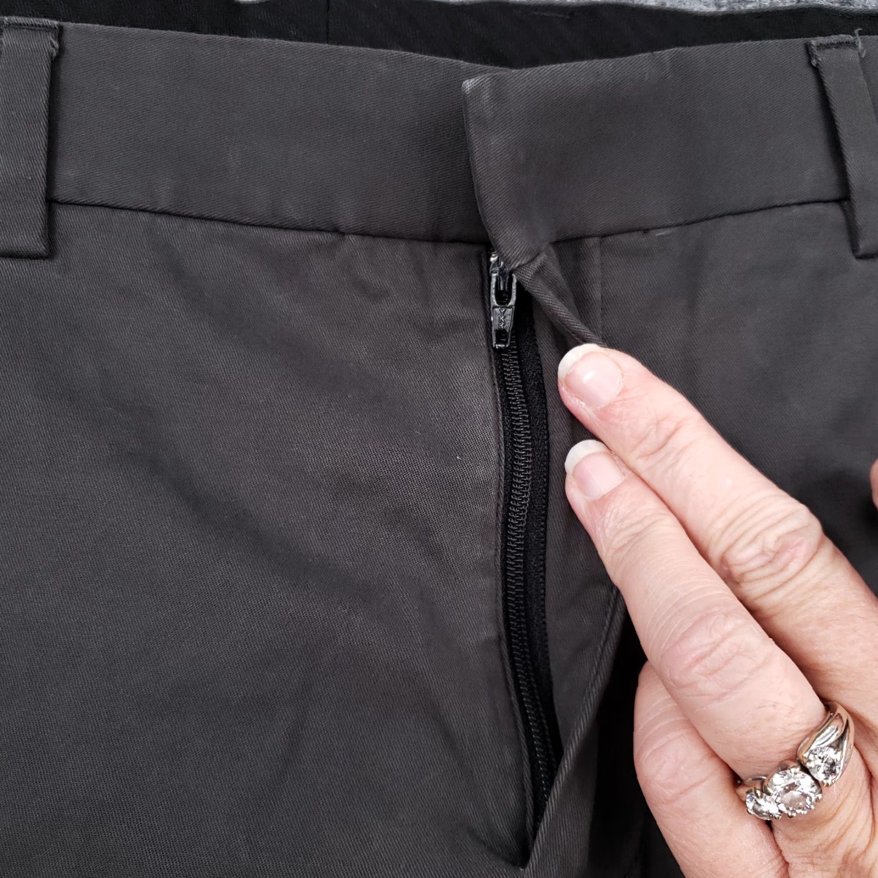 Express Express Pants Mens 34X32 Gray Producer Chino Mid Rise Straight Flat Front Size US 34 / EU 50 - 5 Thumbnail