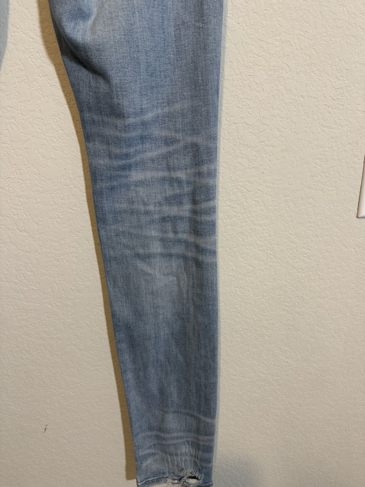 Amiri EUC Amiri Distressed Denim Skinny Jeans Size US 36 / EU 52 - 19 Thumbnail