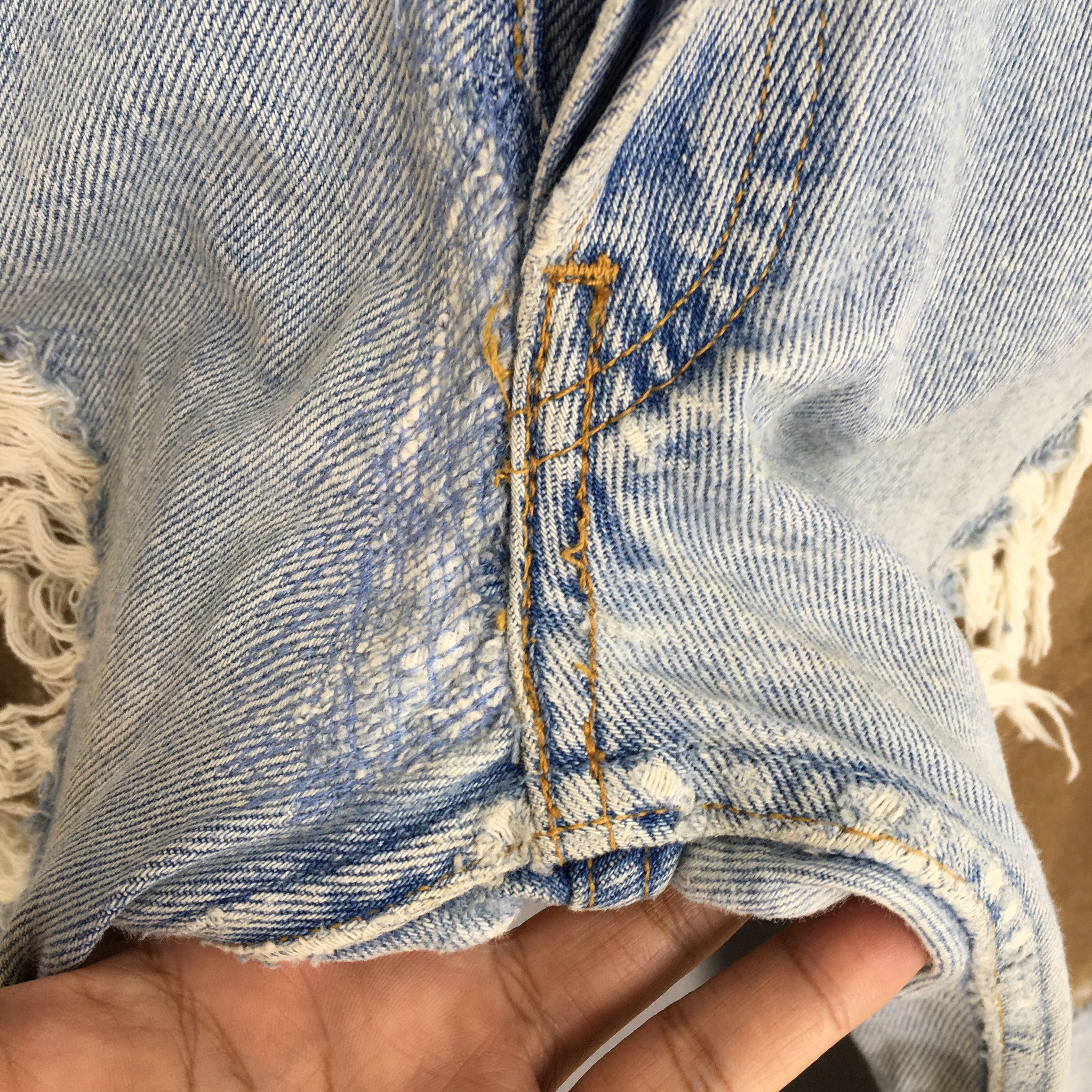 Levi's Size 31x29 Vintage 90s Levi's 501 Distressed Jeans S1576 Size US 31 - 8 Thumbnail