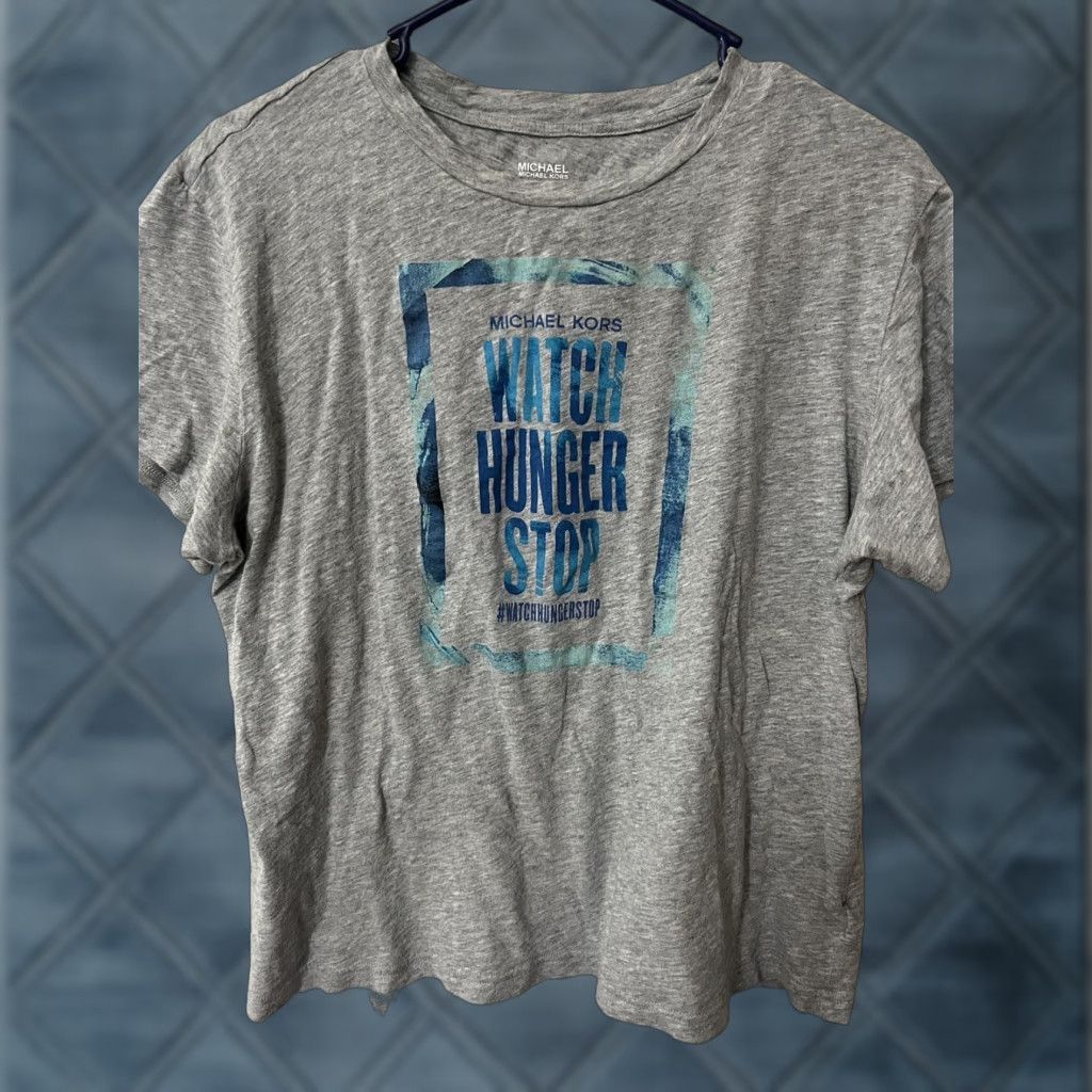 Michael Kors VINTAGE Michael Kors Tshirt - Graphic Tee - Unisex, Gray Heather w/ Front Graphics - Men's L - Cotton/Poly Blend, Short Sleeve Size US L / EU 52-54 / 3 - 1 Thumbnail