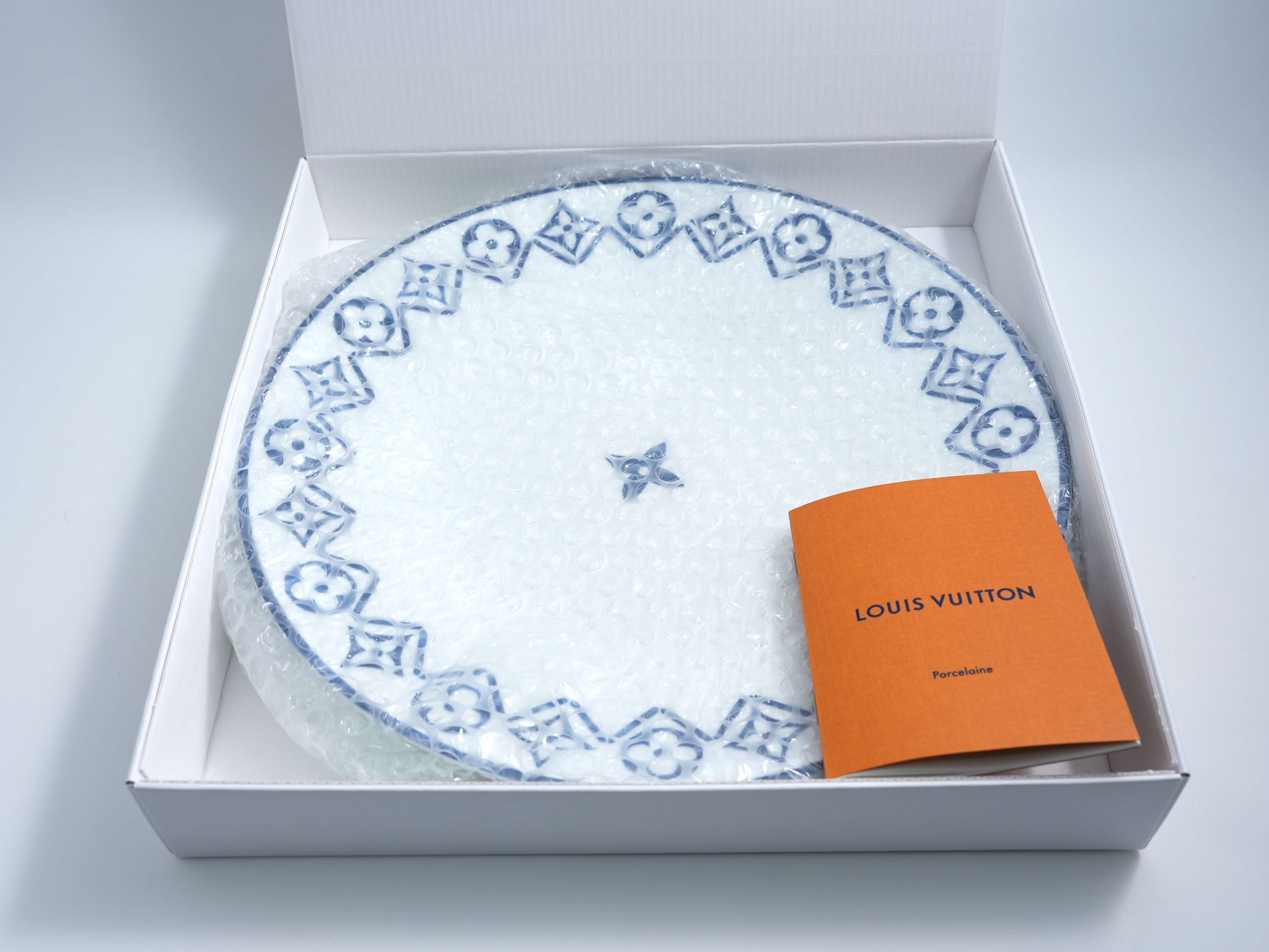Louis Vuitton Louis Vuitton Dinner Plate 27 cm porcelain Monogram flower Size ONE SIZE - 2 Thumbnail