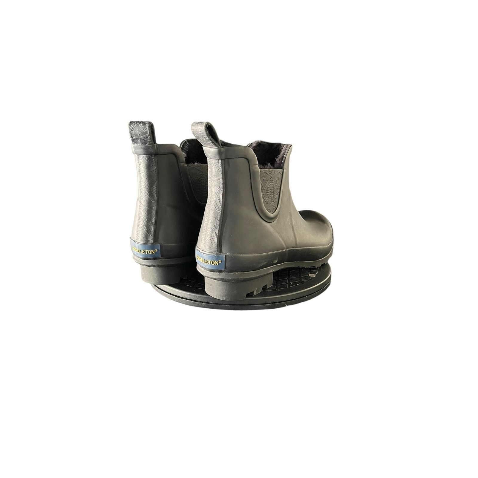 Pendleton Pendleton Faux Fur Lined Chelsea Rain Boots Size 10 Black Size US 10 / IT 40 - 4 Thumbnail