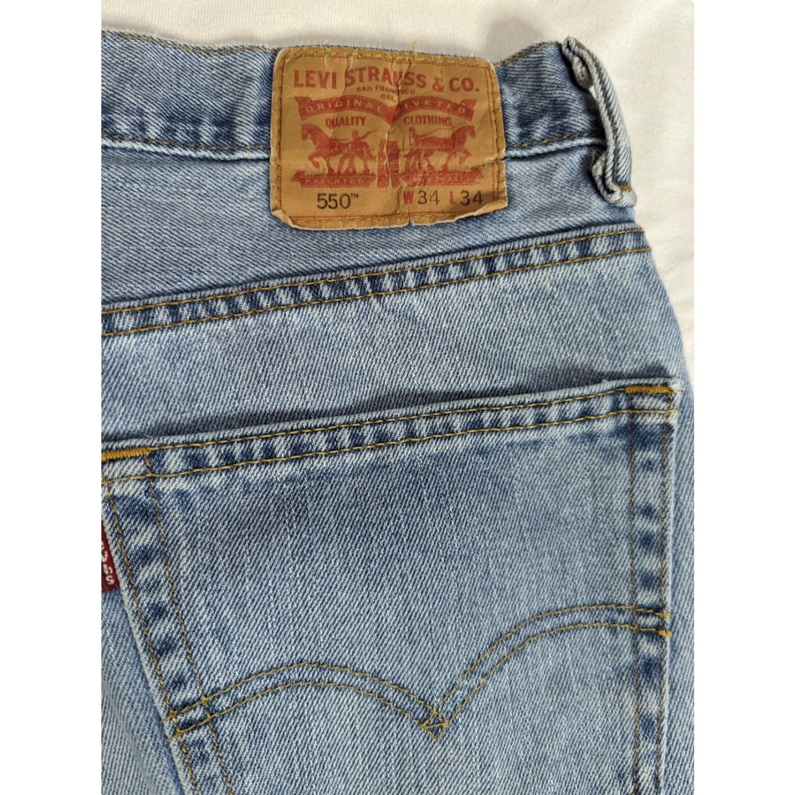 Levi's VINTAGE Levi's 550 Jeans Relaxed Straight Fit Cotton Light Wash 34x34 Men Jeans M1J Retro Cowboy Rockabilly Theme Size US 34 / EU 50 - 3 Thumbnail