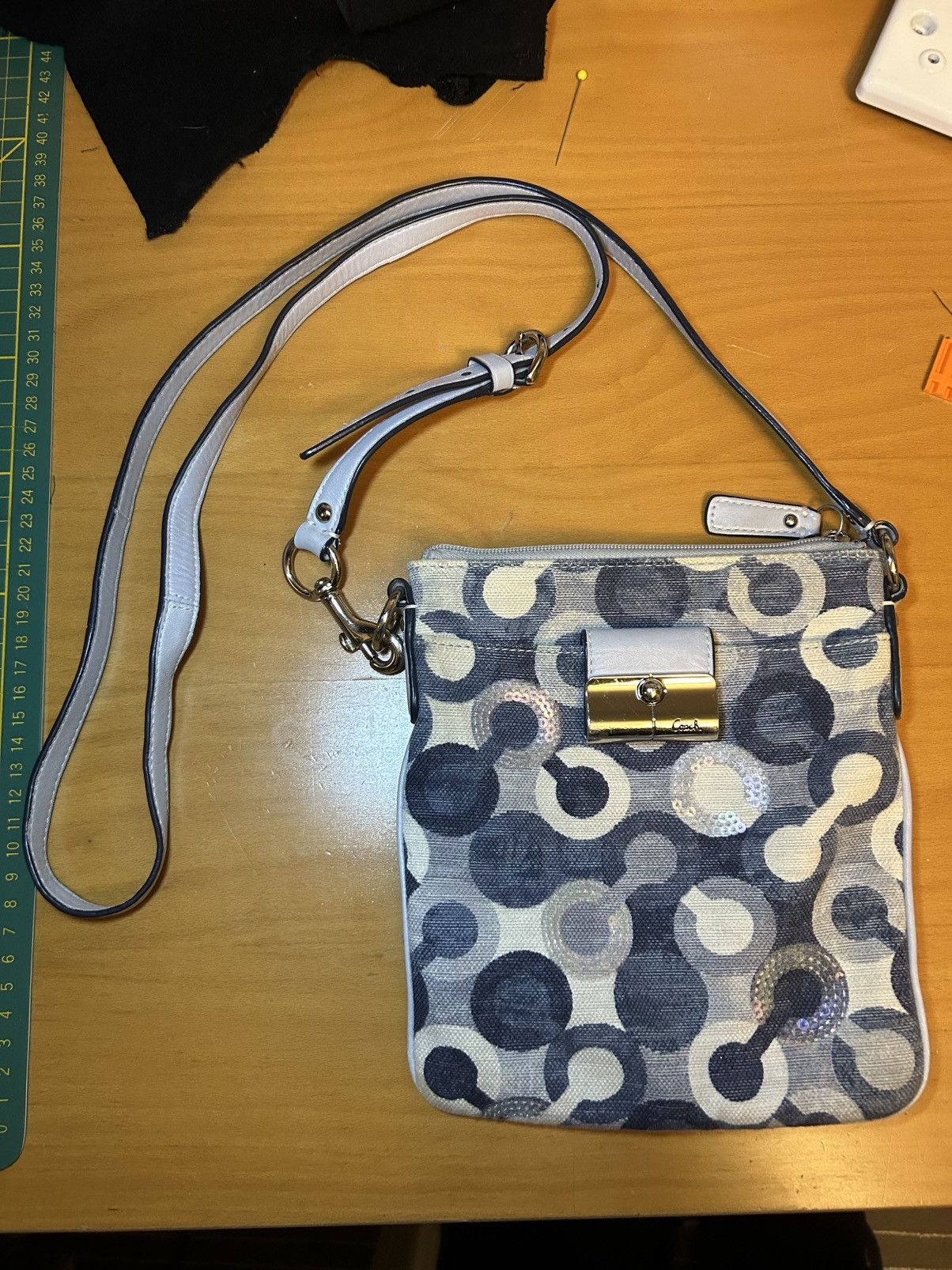 Coach Vintage Coach sequin monogram leather hybrid crossbody bag Size ONE SIZE - 1 Thumbnail
