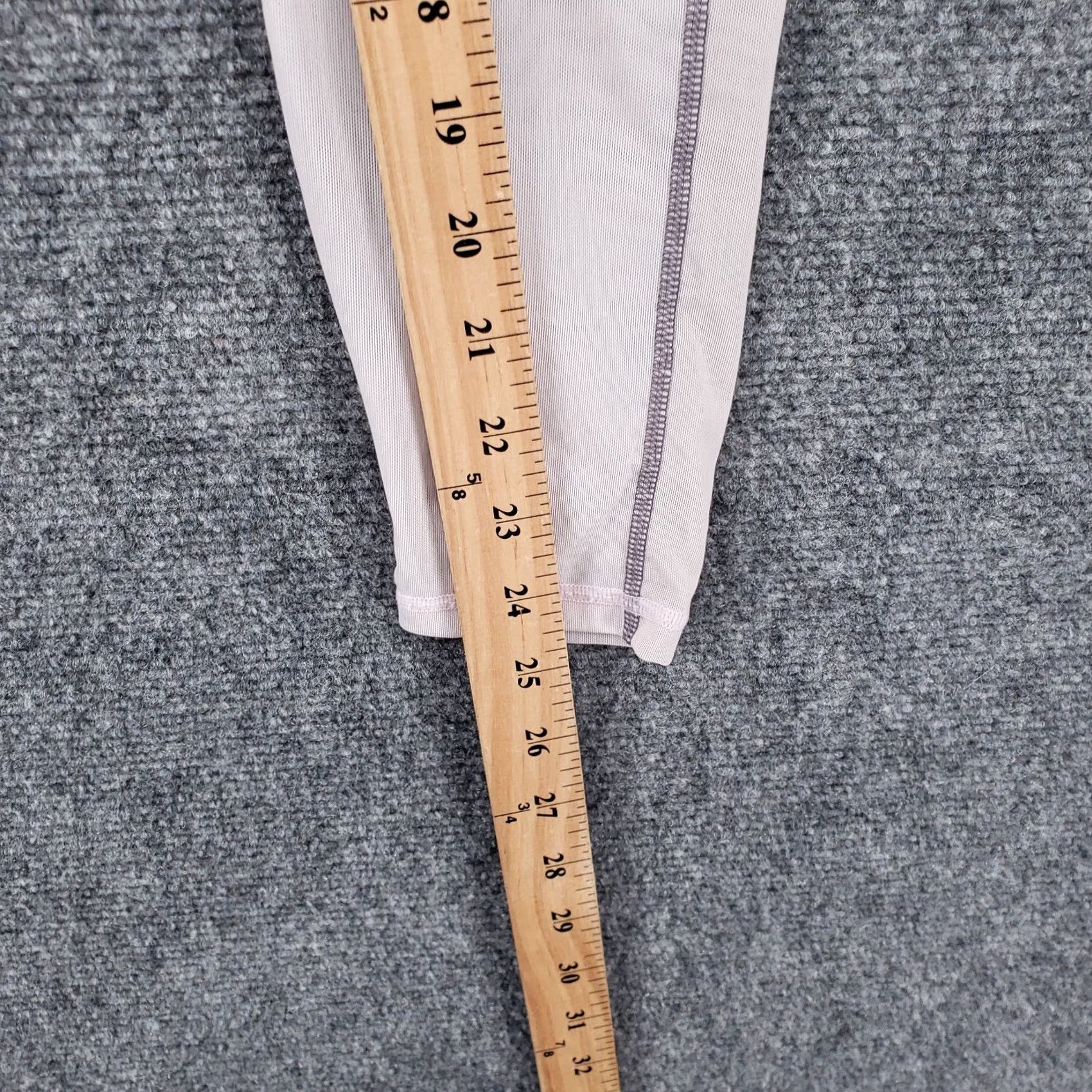 Fabletics Fabletics Leggings XS Purple Zone Colorblock Yoga High Rise Womens Size 26" / US 2 / IT 38 - 5 Thumbnail