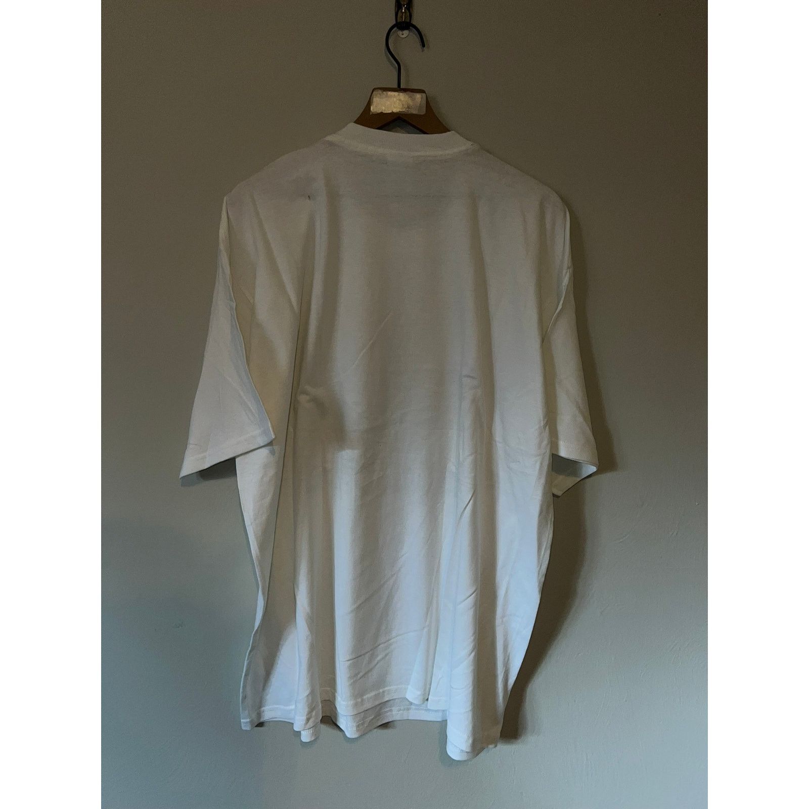 Gildan Y2K Addicted Adidas Weed Marijuana Smoke Shirt 2000s Medium Size US XXL / EU 58 / 5 - 7 Thumbnail