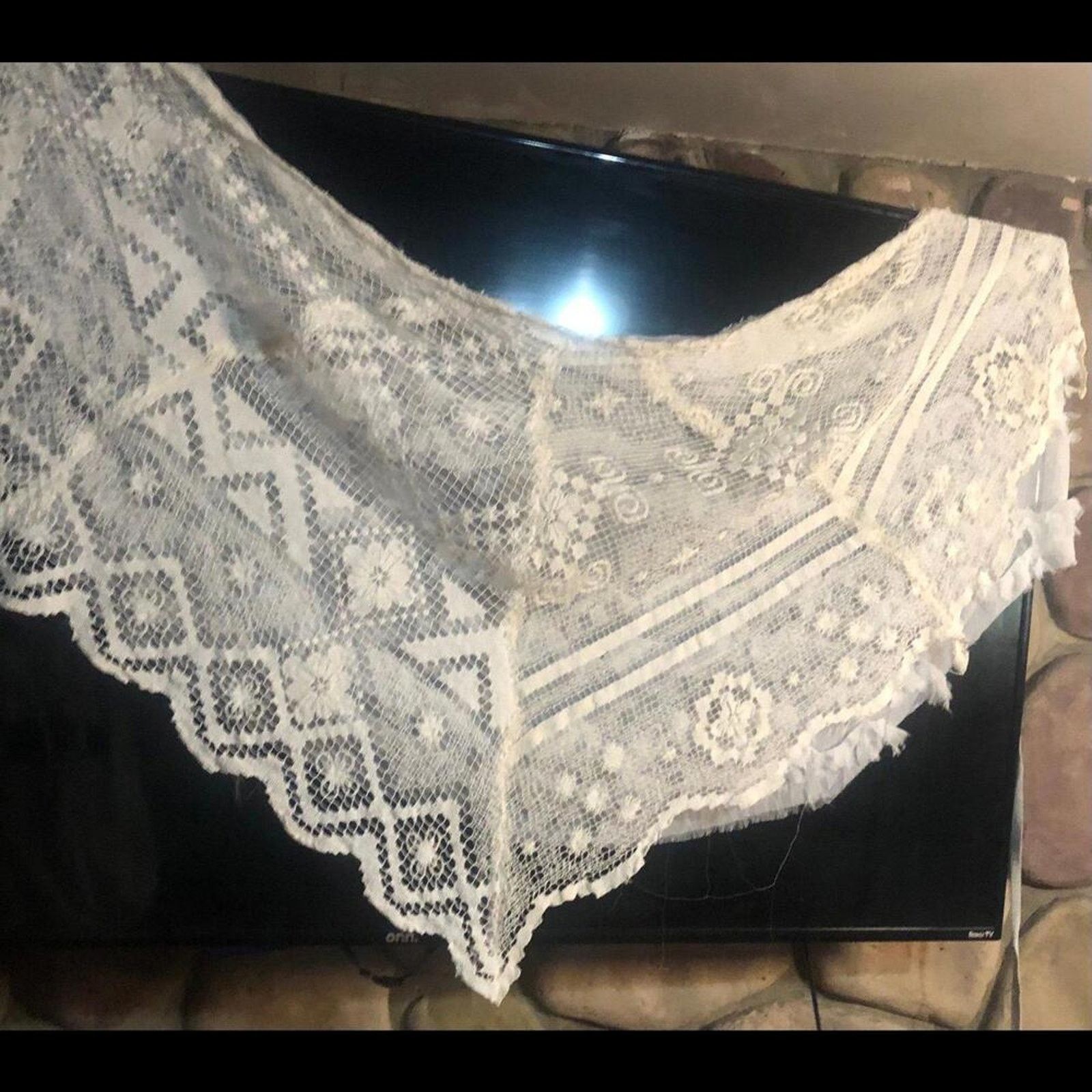 Other Silk knitted embroidered wrap skirt with ruffle under Size 30" / US 8 / IT 44 - 9 Thumbnail