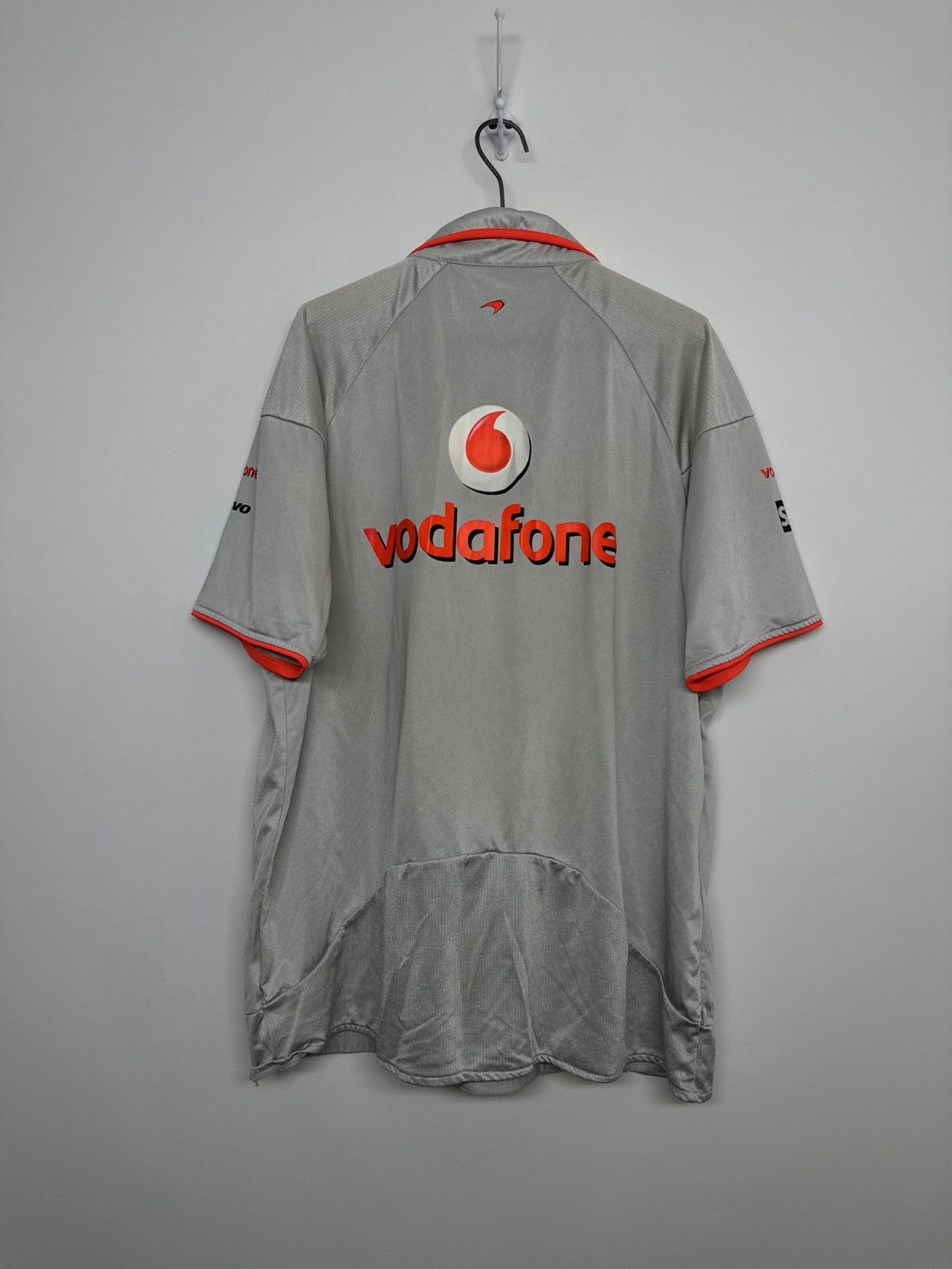Mercedes-Benz Mercedes McLaren Vodafon racing vintage t-shirts Size US XL / EU 56 / 4 - 3 Thumbnail