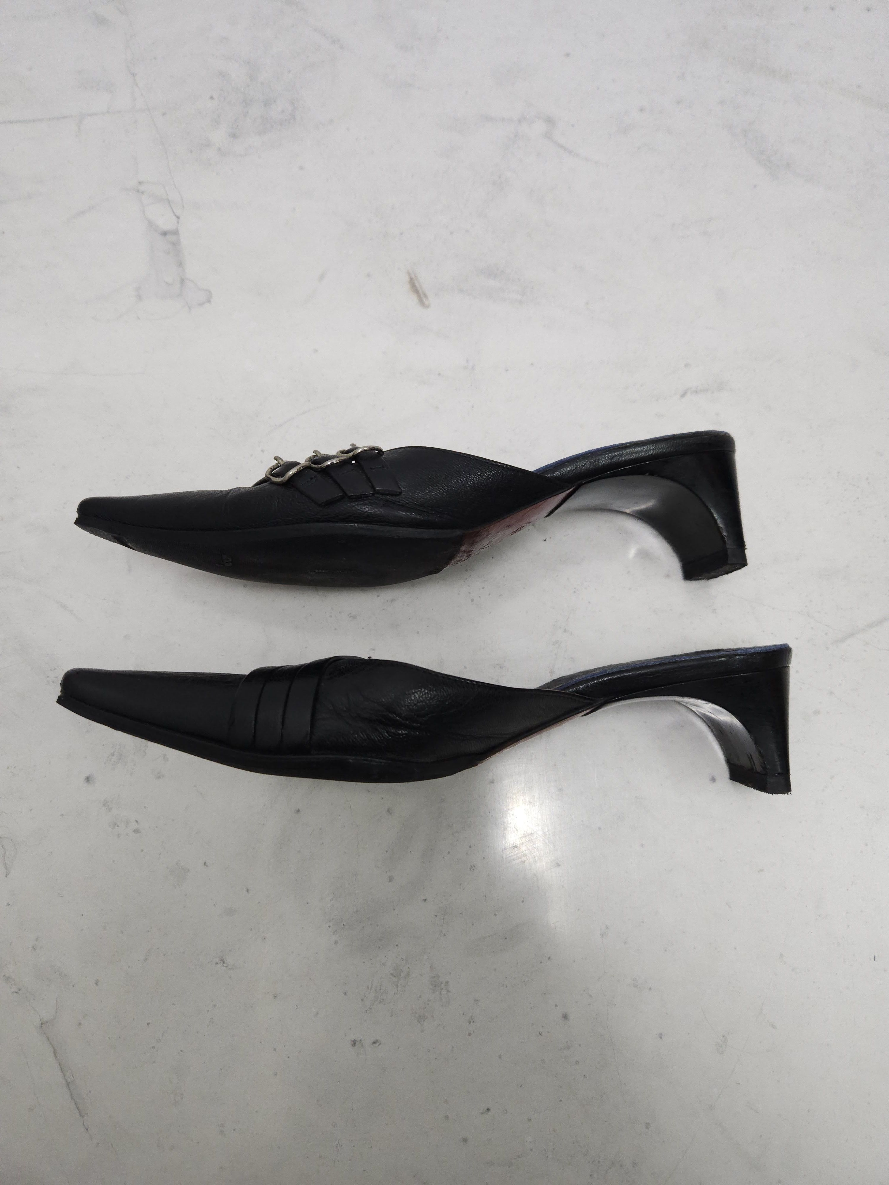 Vintage Archive y2k black leather pointed toe mules with buckles Size US 5 / IT 35 - 3 Thumbnail