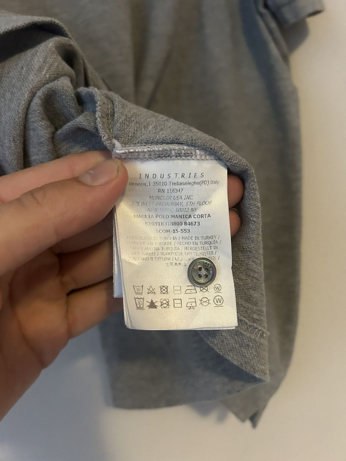 Moncler Grey Logo Polo Size US L / EU 52-54 / 3 - 9 Thumbnail