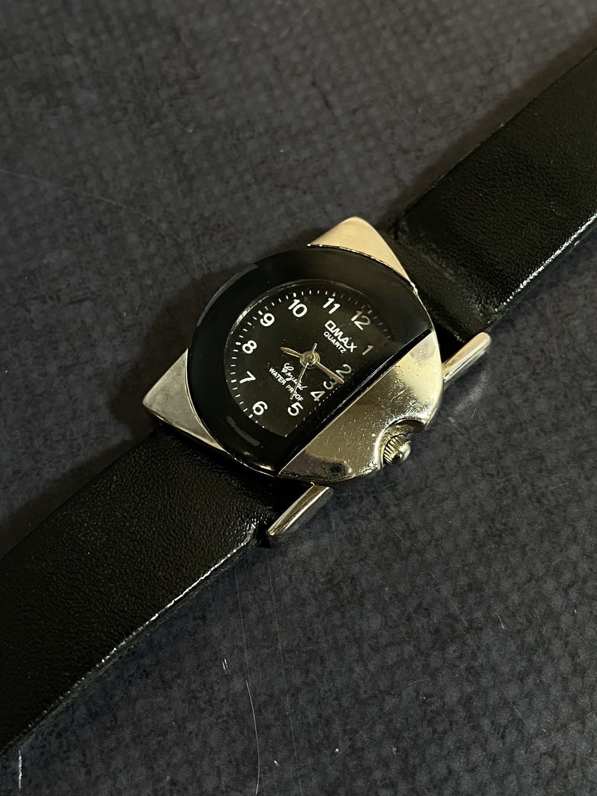 Japanese Brand Classic QMAX Leather Strap Watch Japanese Brand Size ONE SIZE - 6 Thumbnail