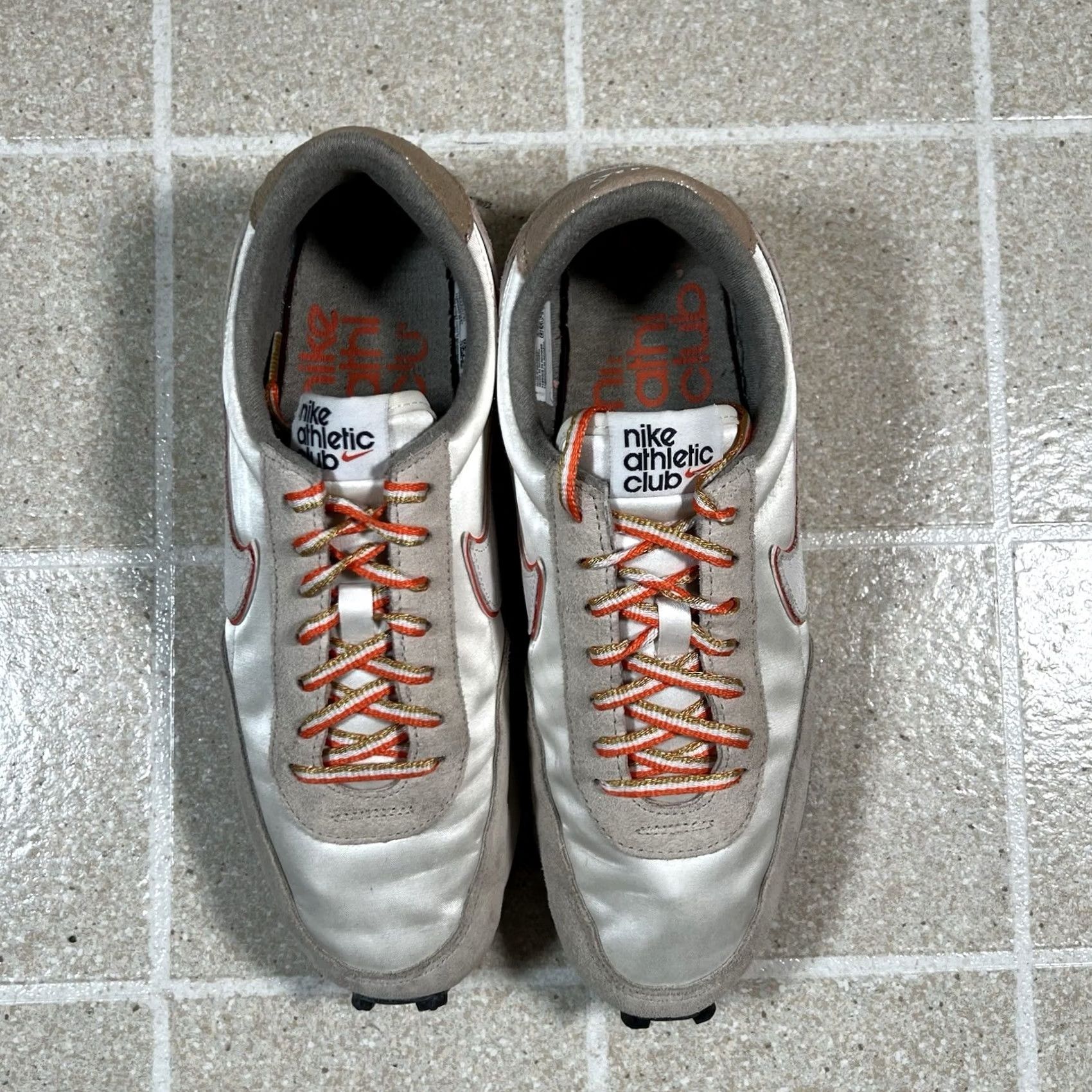 Nike Womens Nike DN3399-100 DBreak-Type SE 'Sail Rush Orange' sz 10 / 8.5 MENS Size US 9 / IT 39 - 3 Thumbnail