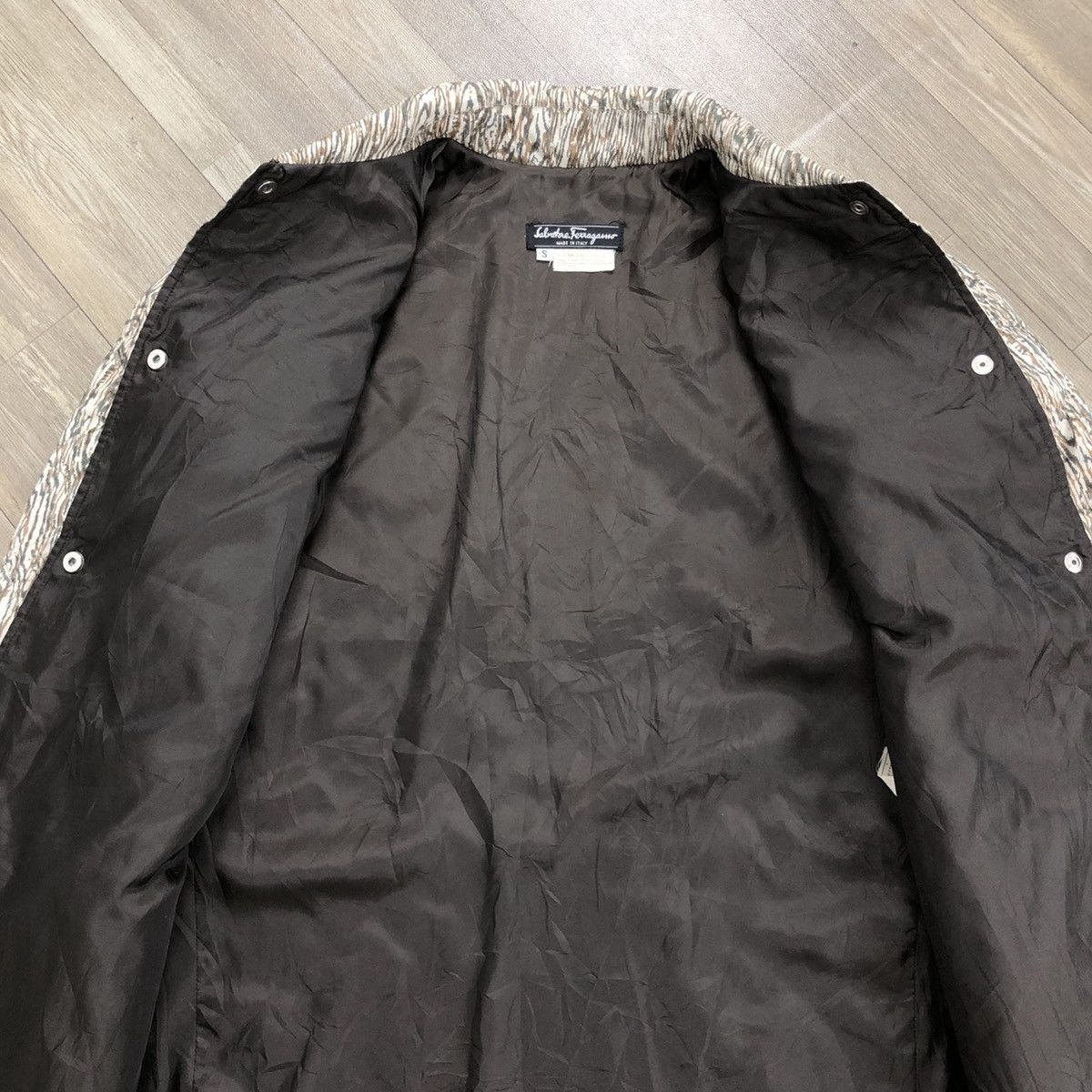 Salvatore Ferragamo × Vintage Vintage Salvatore Ferragamo Quilted Coat Jacket Size US M / EU 48-50 / 2 - 10 Thumbnail