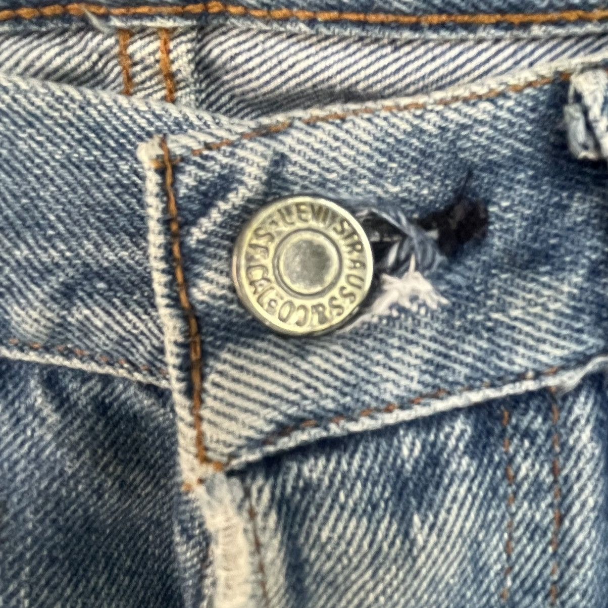Other Vintage Levi's 501 Blue Jeans Paint Splatter Size S W18 S30 Size US 26 / EU 42 - 8 Thumbnail
