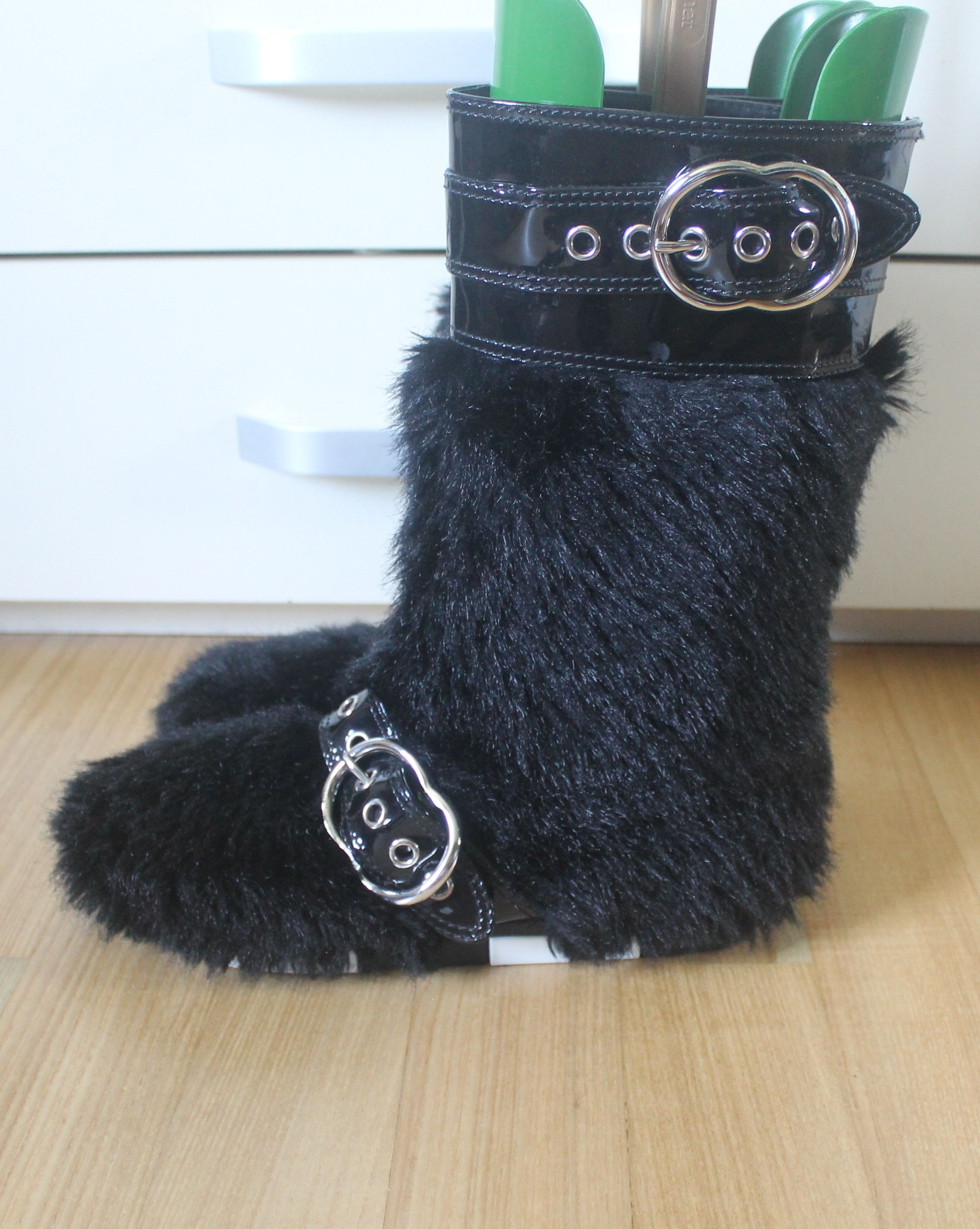 Miu Miu MIU MIU black faux fur boots with patent leather Size US 10.5 / IT 40.5 - 5 Thumbnail