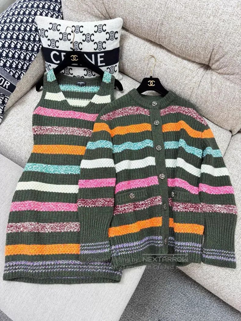 Chanel Chanel Knitted cardigan jacket with colorful striped glaze Size XXS / US 00 / IT 34 - 5 Thumbnail