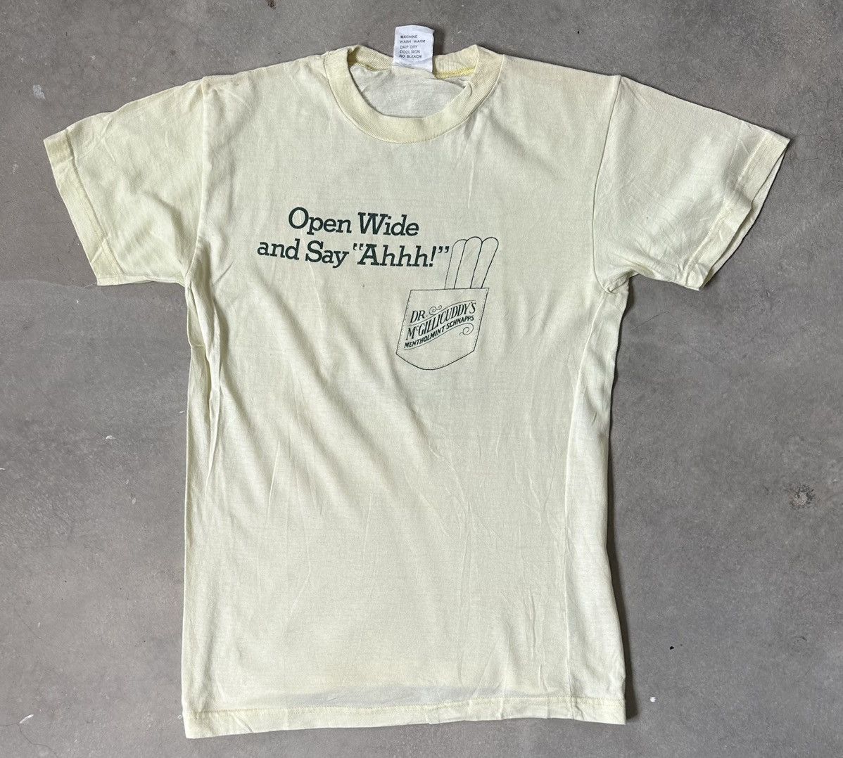 Other VINTAGE DR MCGULLICUDY LIQUOR TEE Size US S / EU 44-46 / 1 - 2 Thumbnail