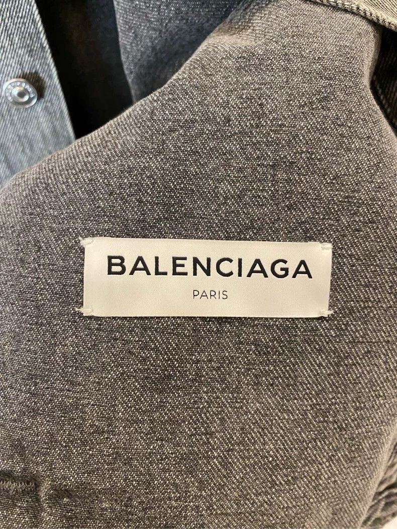 Balenciaga Balenciaga size 34 Black denim jacket with big logo on the Size US M / EU 48-50 / 2 - 4 Thumbnail